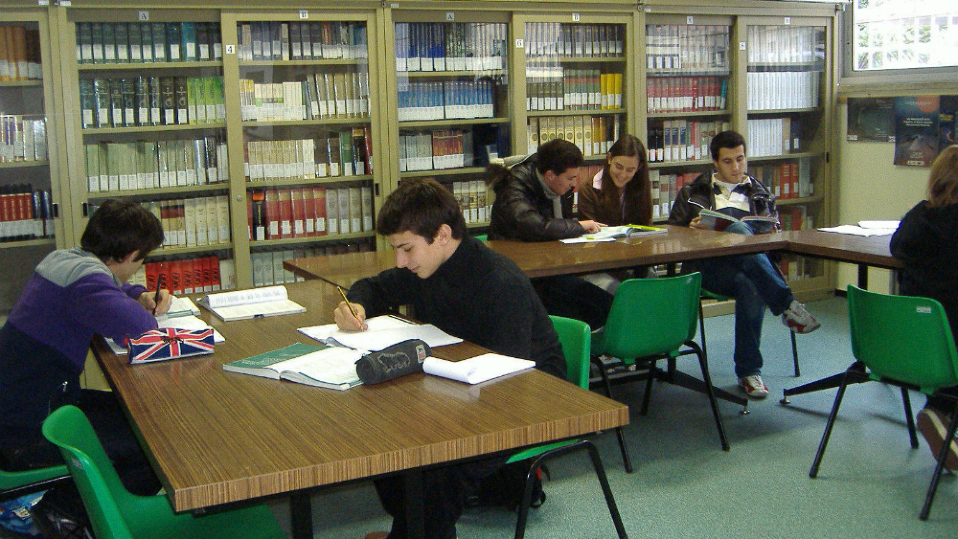 Immagine di Scoperte... Su misura: i laboratori didattici del liceo Aselli