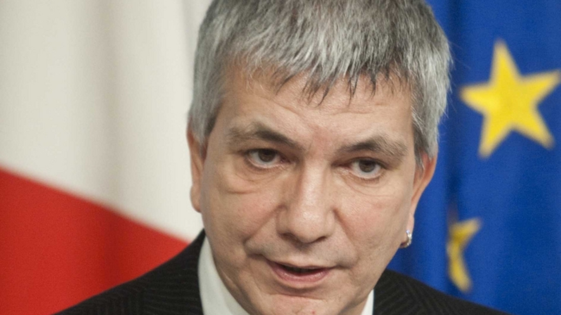 Immagine di Caso Vendola: altro che «diritti» siamo al mercato dell'umano