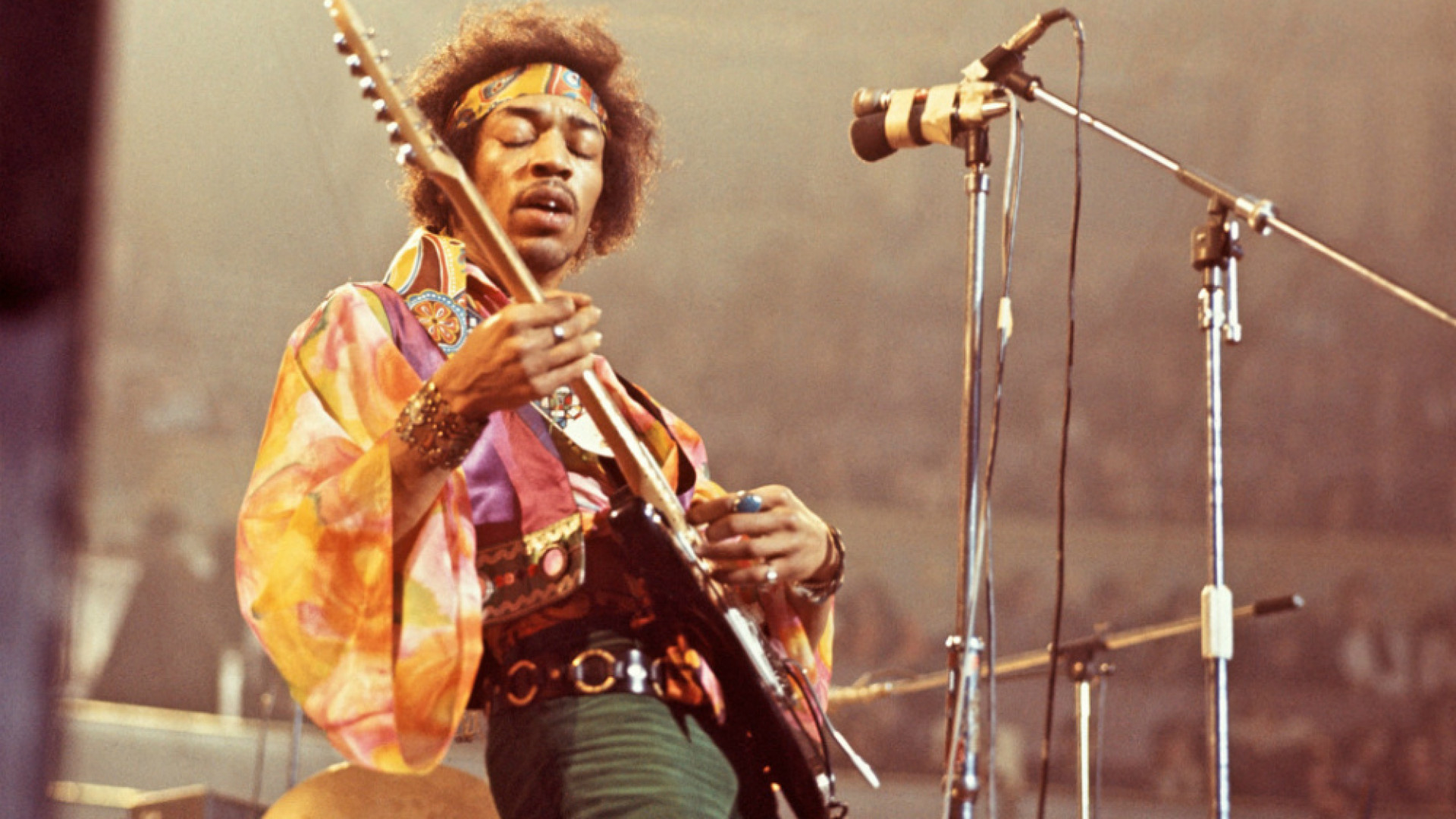 Immagine di Una notte Jimi Hendrix tra musica rock e arte