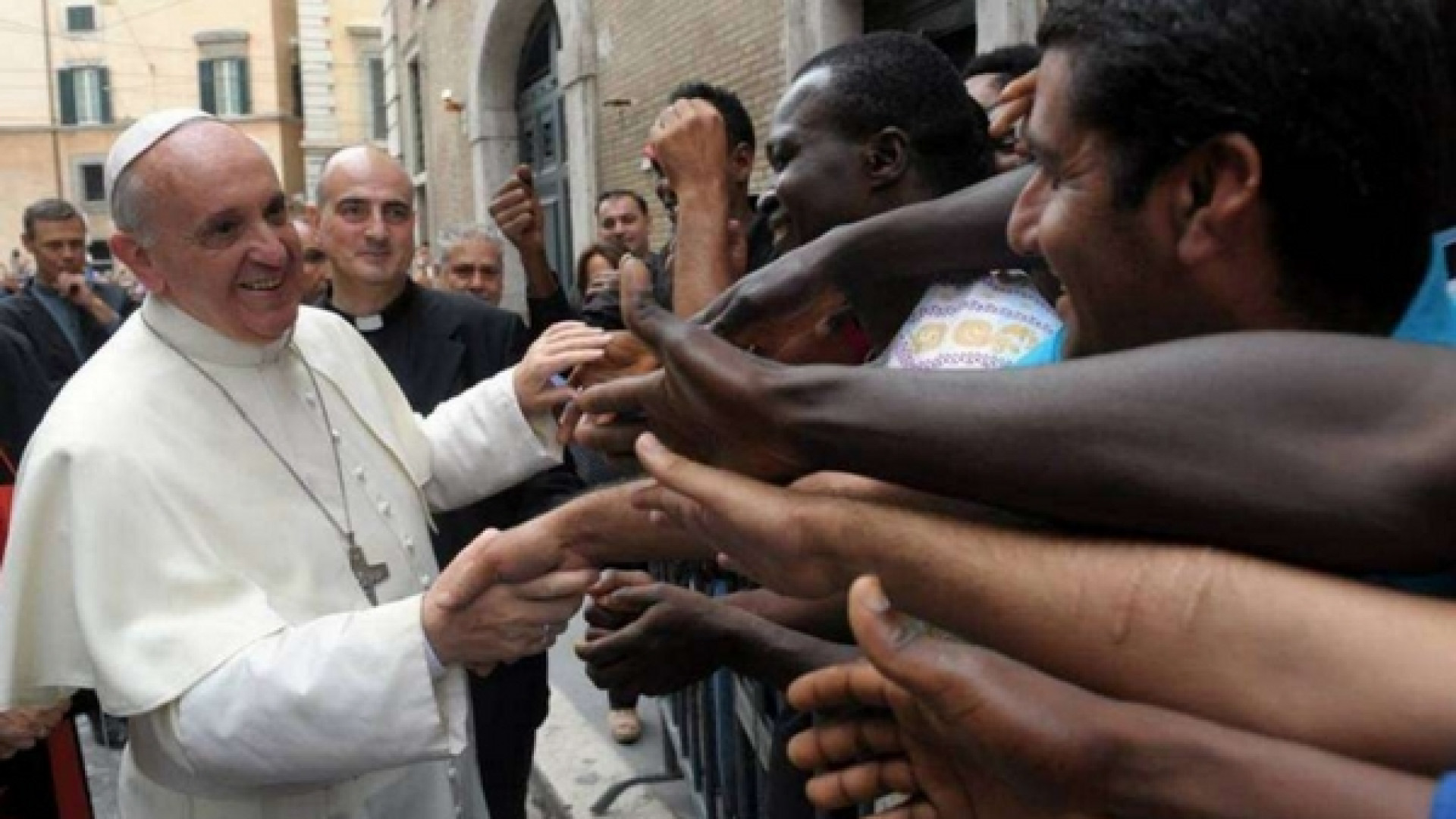 Immagine di «Il Papa tra i profughi, contatti in corso»
