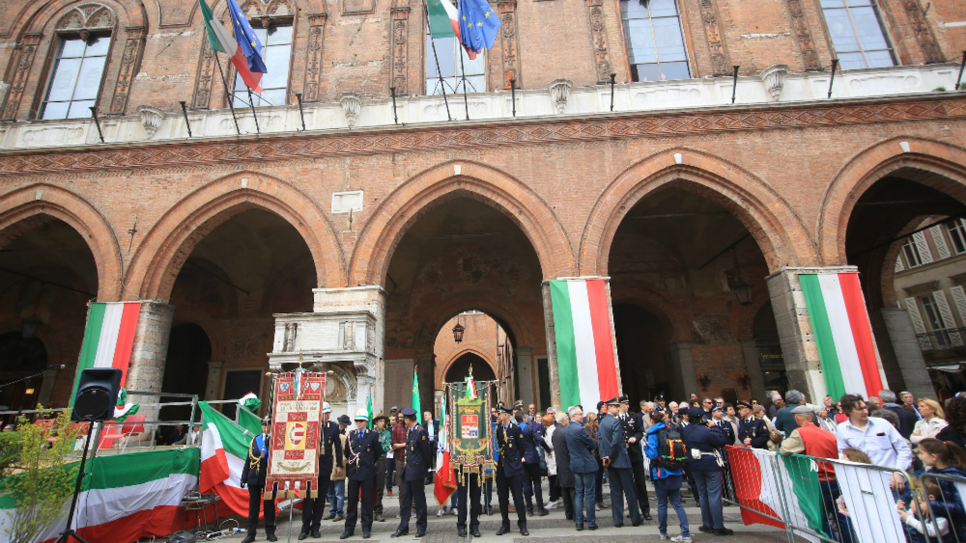 Immagine di Tutto pronto per i festeggiamenti del 25 Aprile