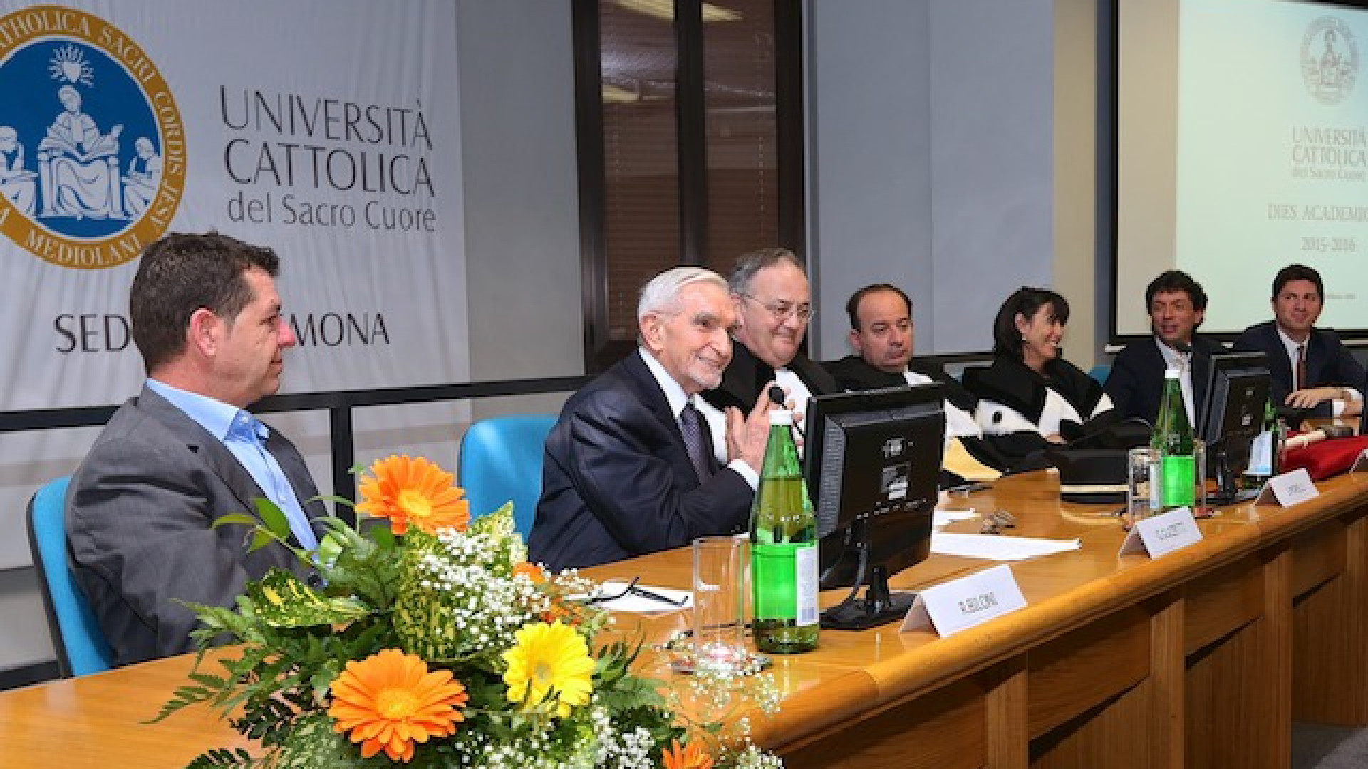 Immagine di Smea, nuove borse di studio per gli studenti del Master