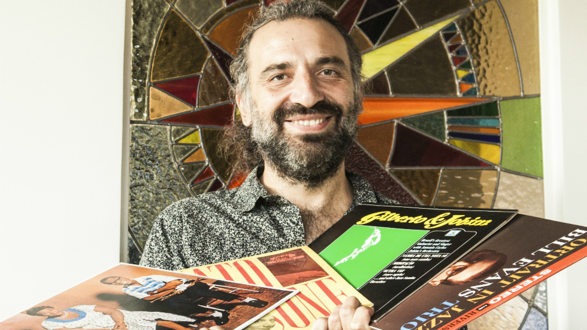 Immagine di Bollani avvisa il Ponchielli: «Nessuna promessa quando suono seguo l'onda»