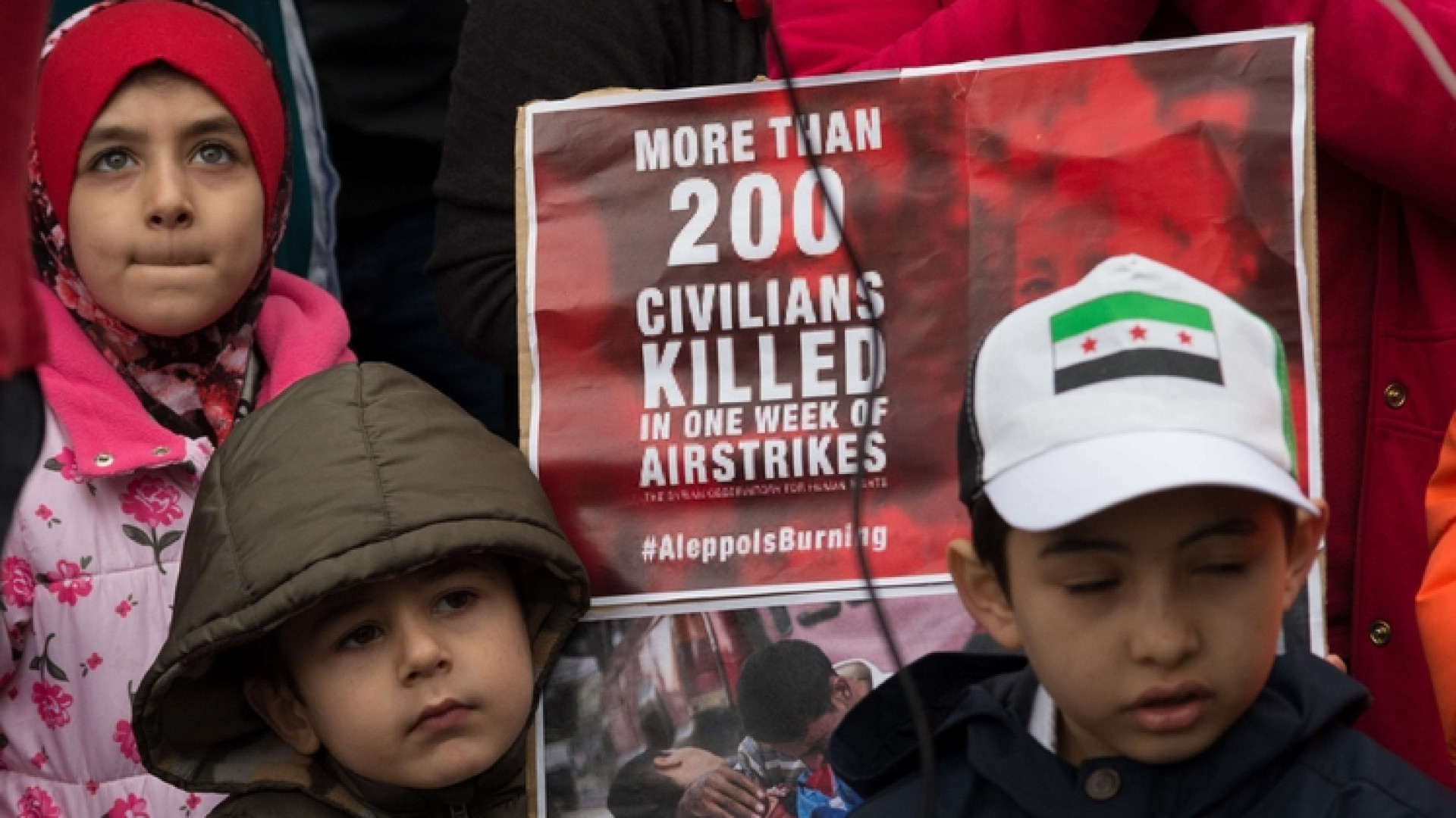 Immagine di Bombe su Aleppo. L'Onu: stop alla guerra