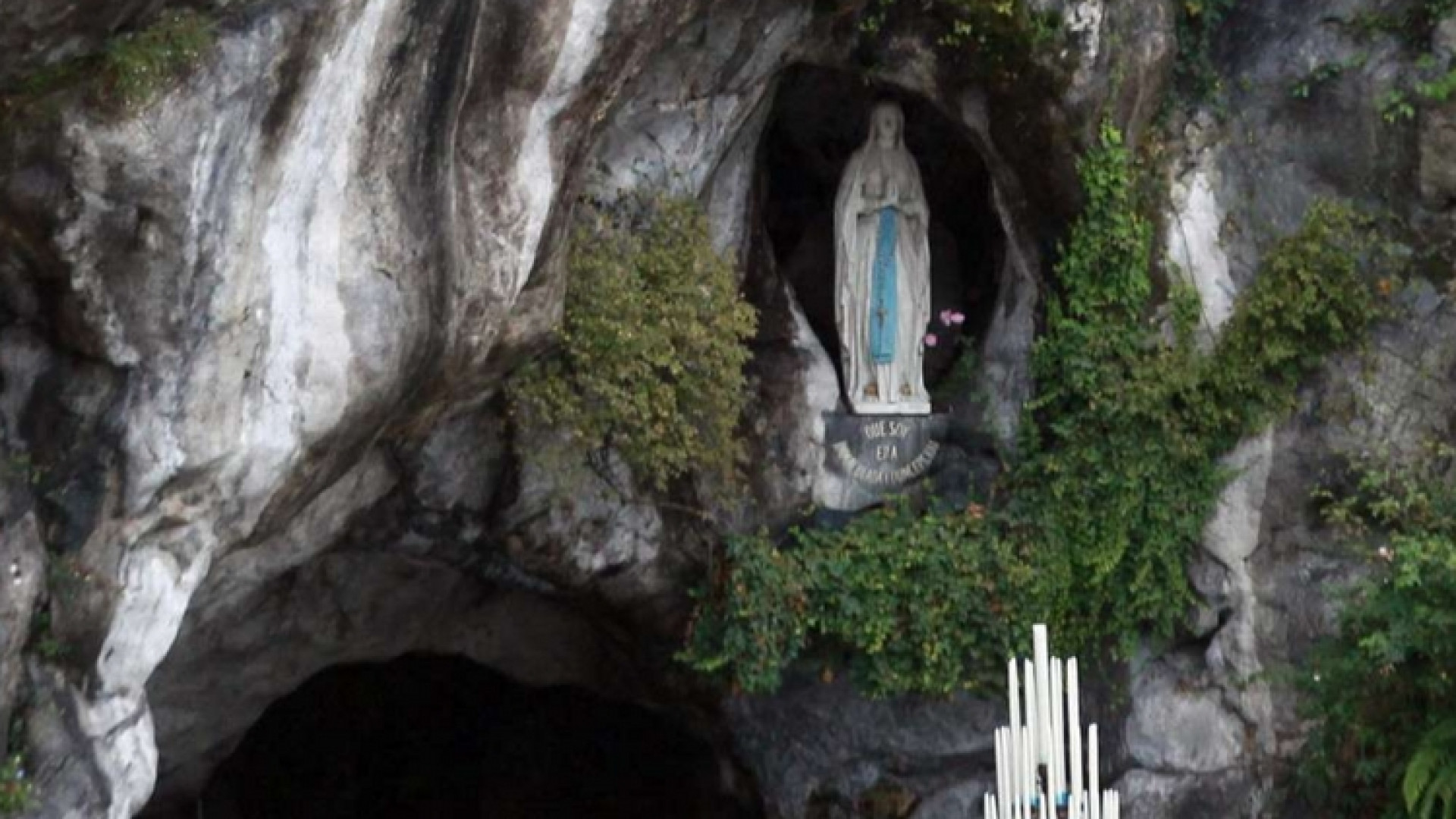 Immagine di Lourdes, «Nata sorda ora mia figlia ci sente»