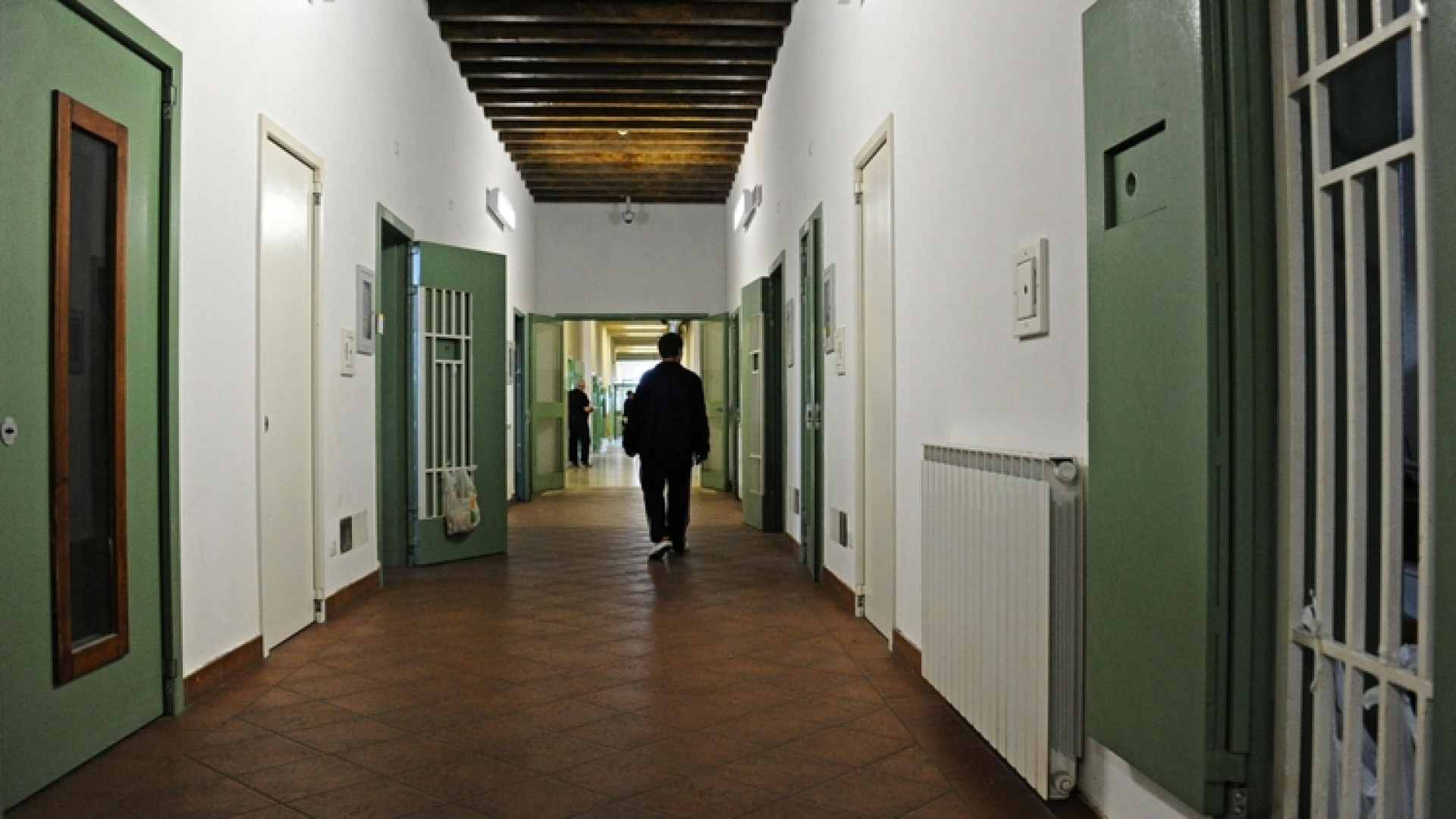 Immagine di A un anno dalla chiusura, aperti metà Opg