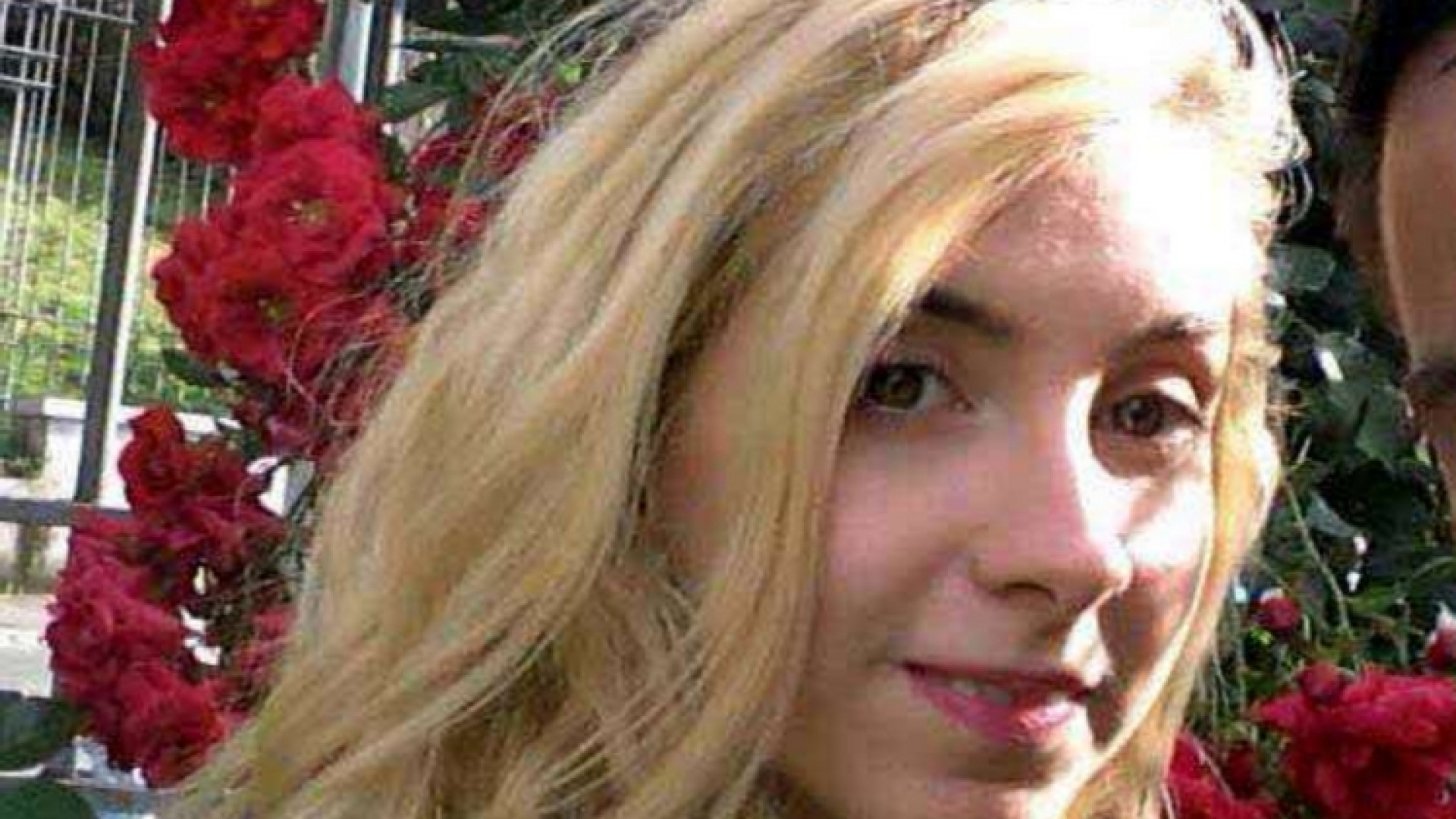 Immagine di Magliana, Sara bruciata viva dall'ex ragazzo