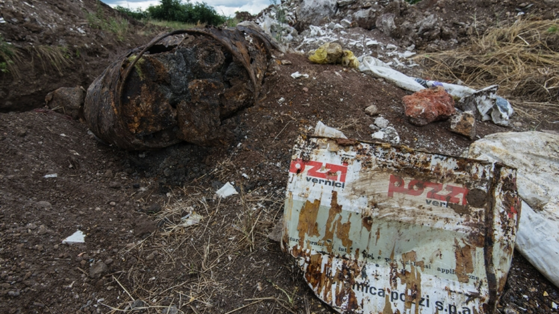 Immagine di Terra dei fuochi: il problema sono i veleni non le ecoballe