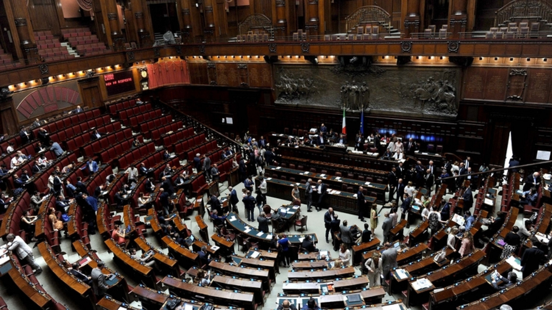 Immagine di Ddl povertà, sì al reddito di inclusione