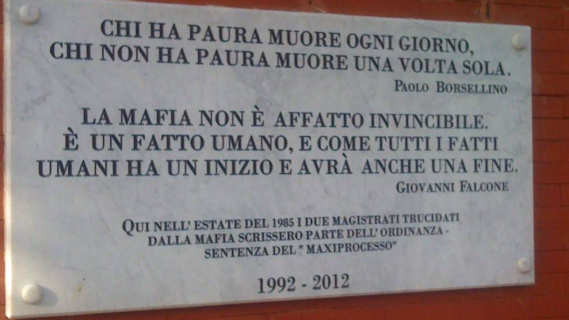 Immagine di L'estate di lavoro "obbligato" all'Asinara di Borsellino e Falcone. Che poi dovettero pagare il conto