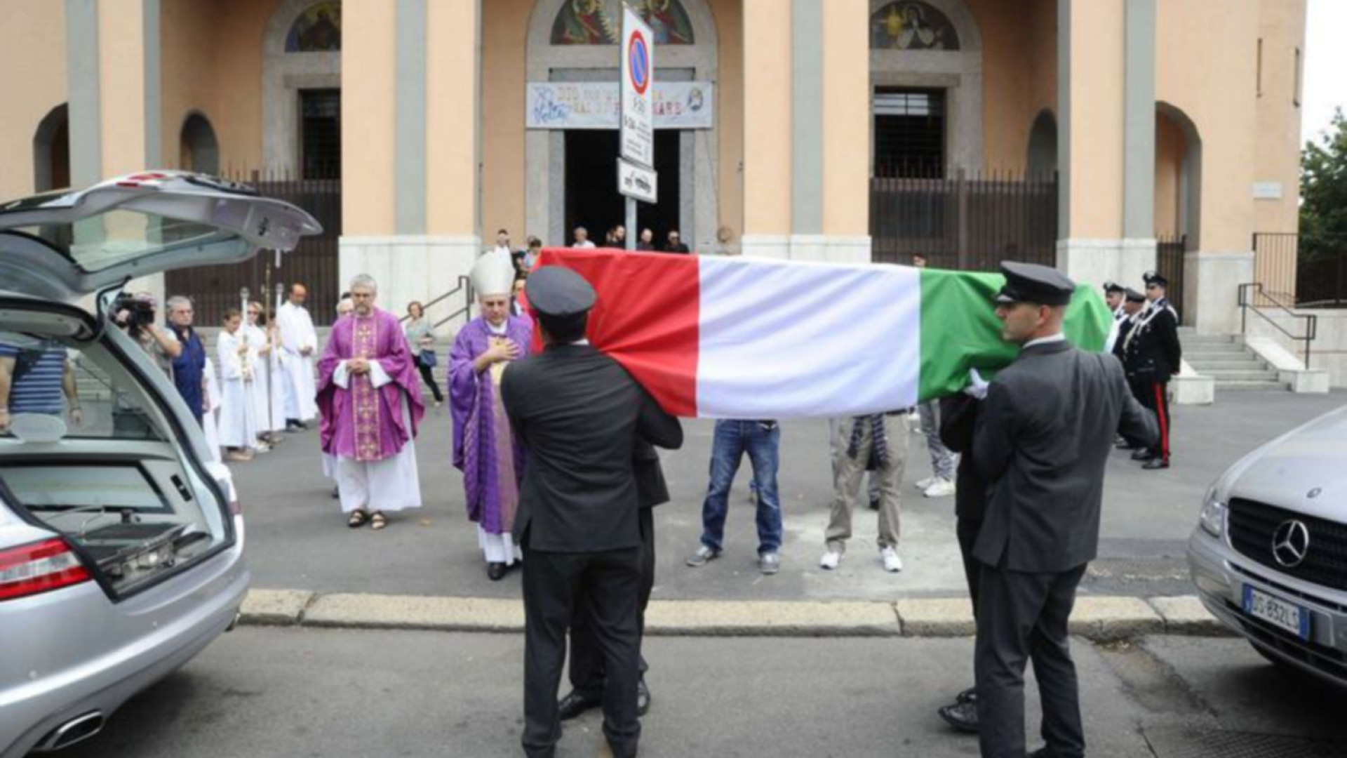 Immagine di Dopo Nizza. «Prego per l'assassino di papà»