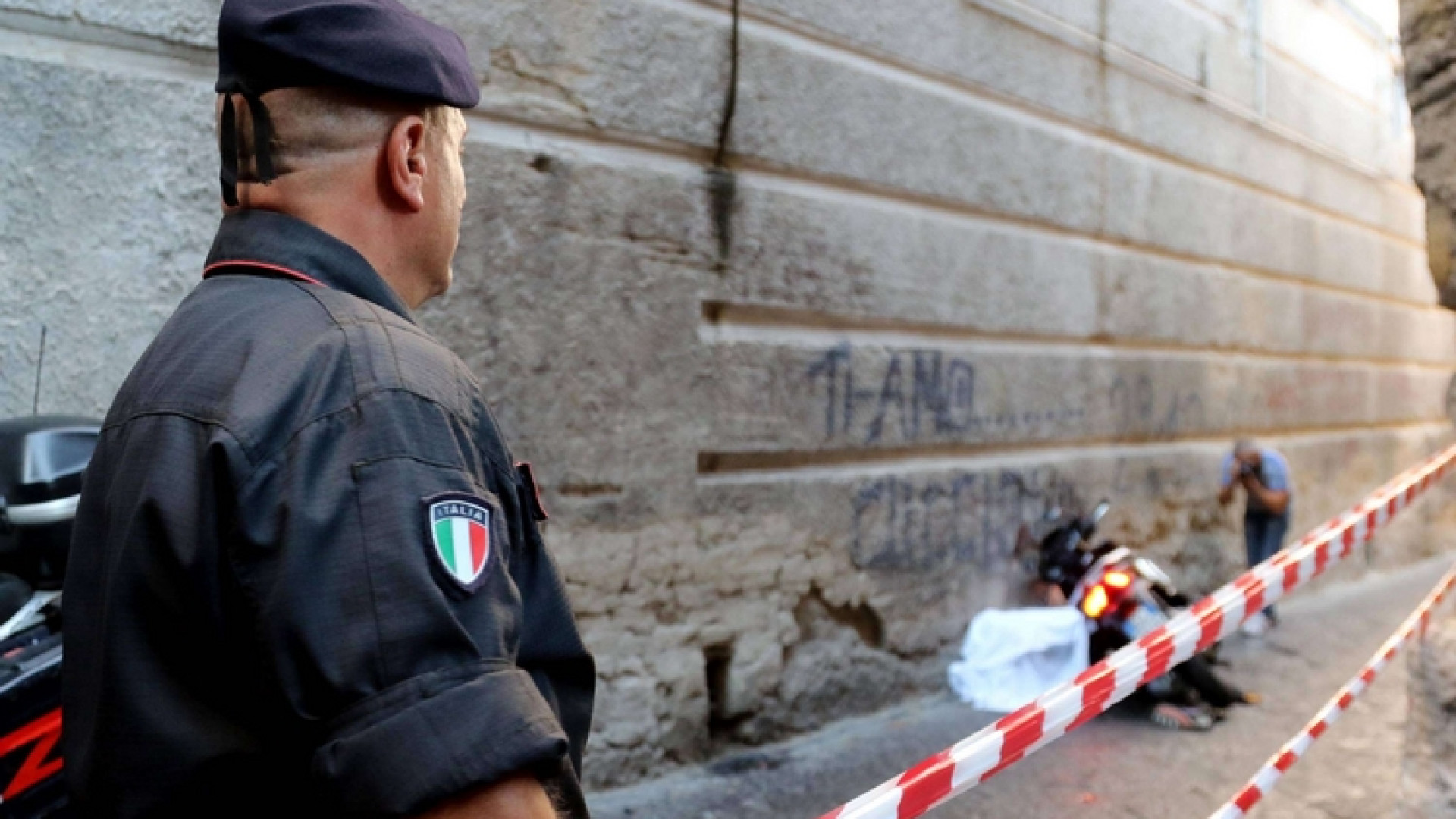 Immagine di La camorra preoccupa meno del terrorismo, ma è peggiore