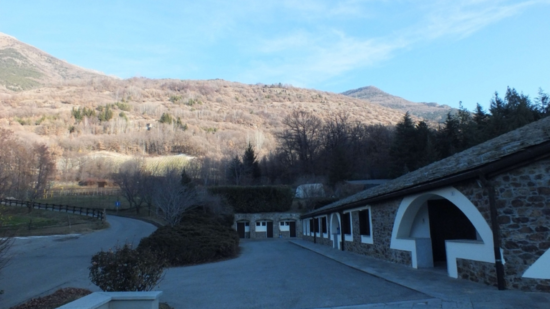 Immagine di Nei monasteri c'è chi ritrova la sete di Dio