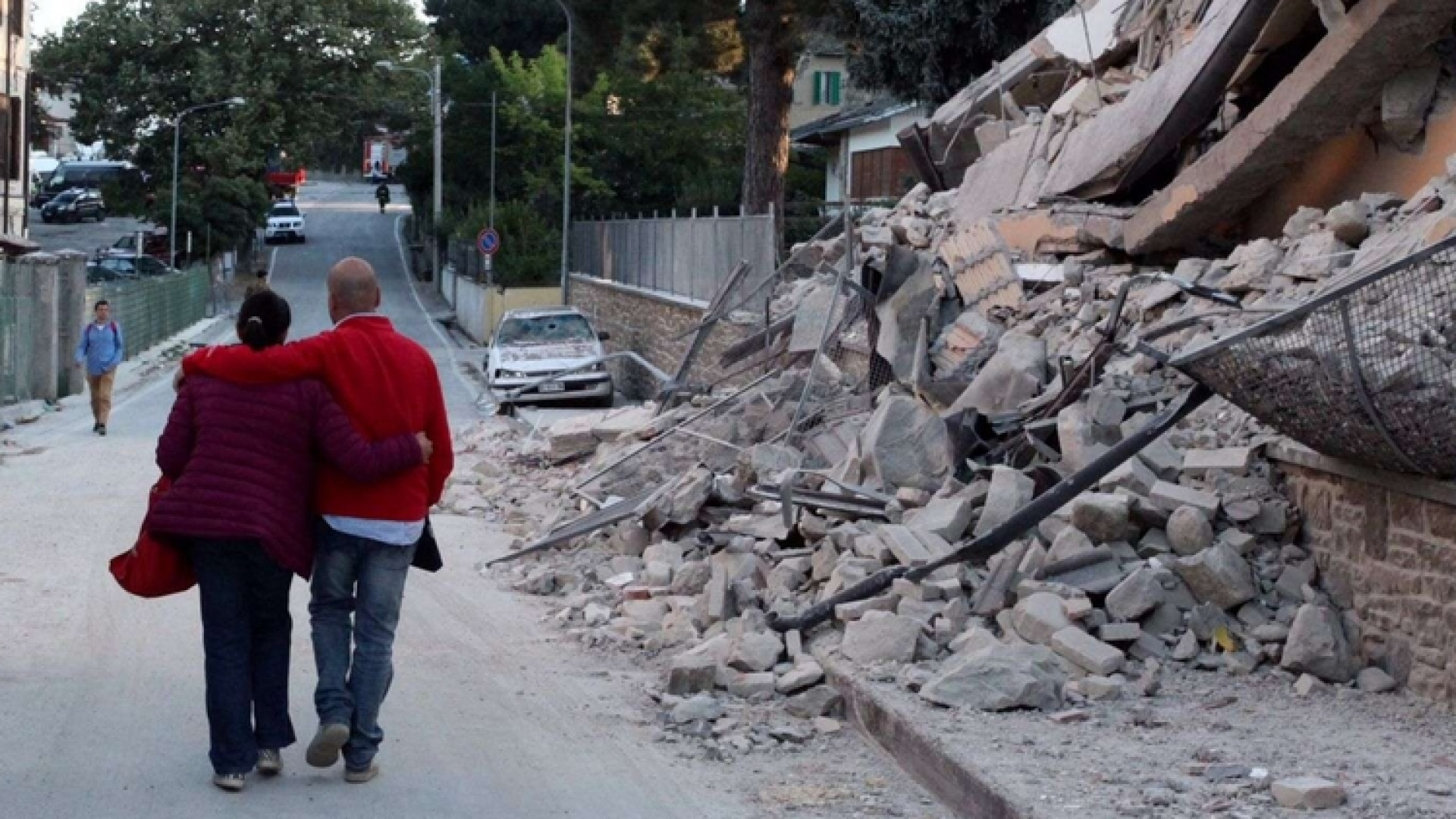 Immagine di Il terremoto: spinti e guidati da una strana forza