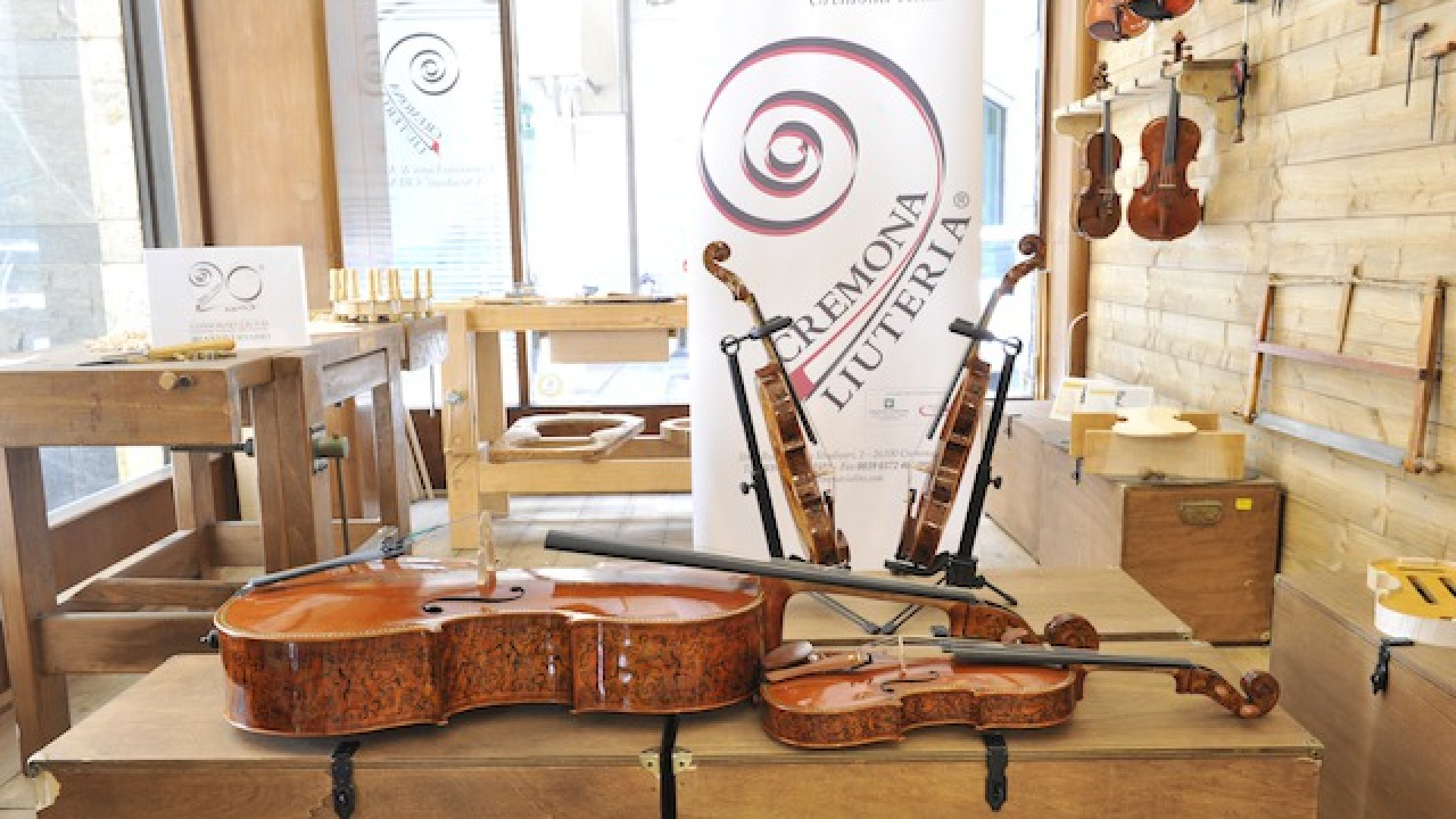 Immagine di Quegli Stradivari non stagionati