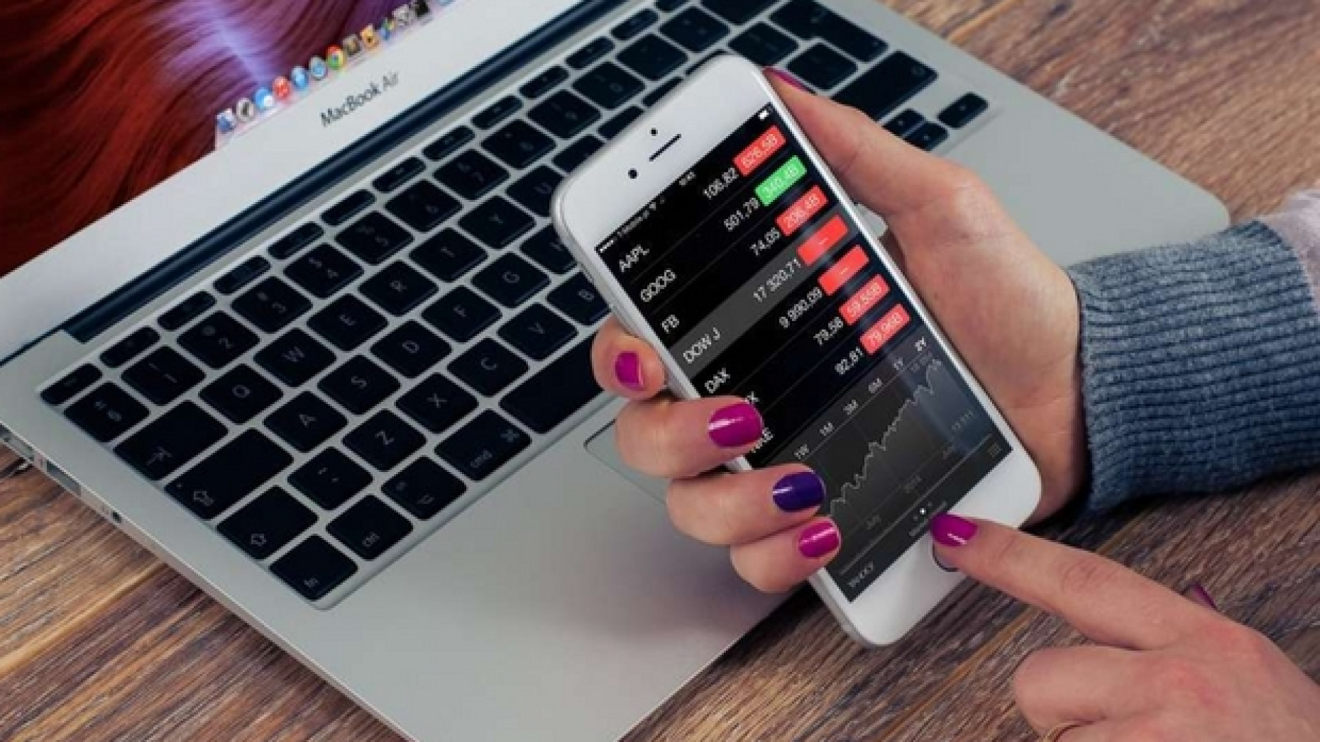 Immagine di Internet? Meglio navigare con lo smartphone che con il pc