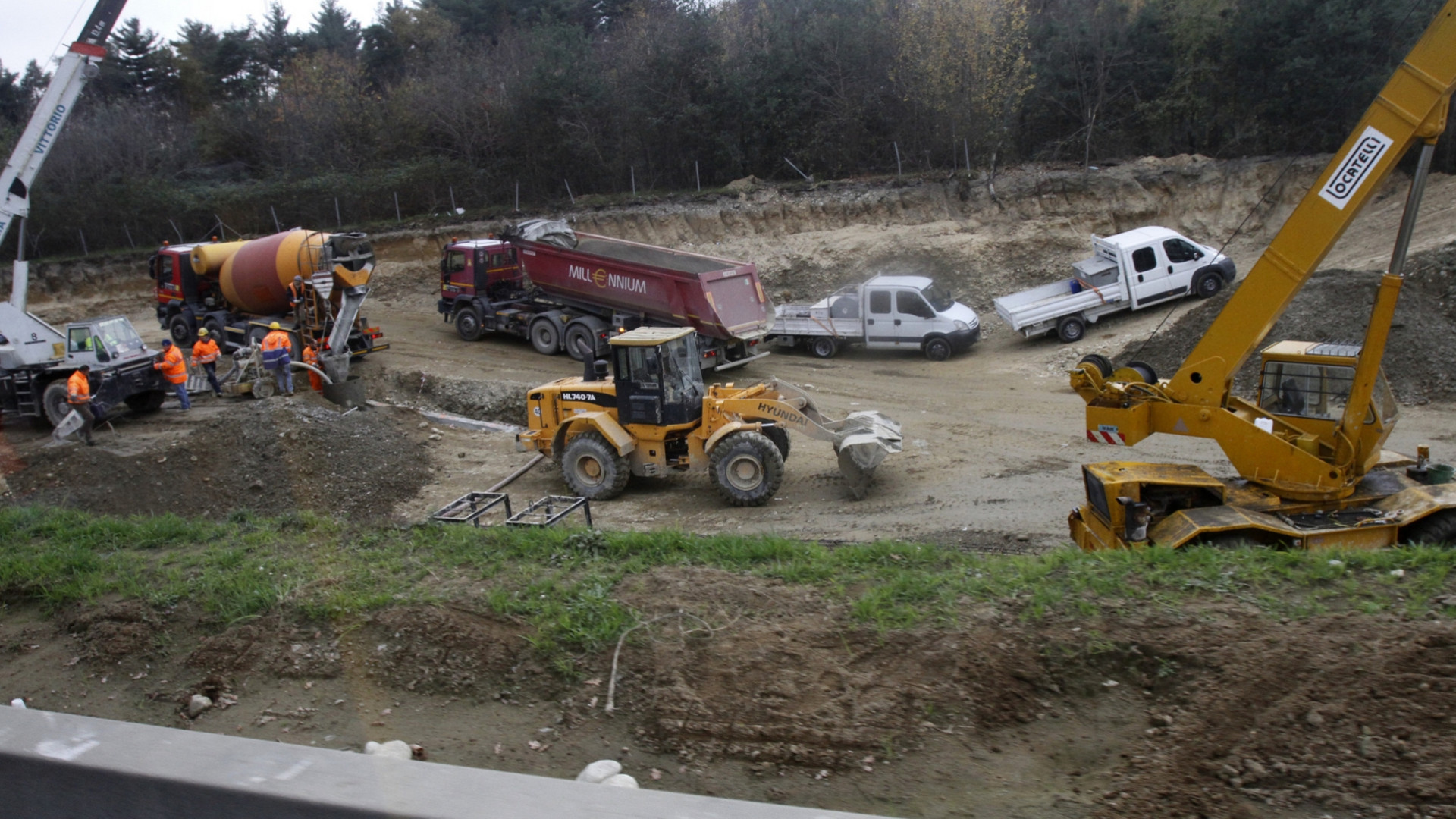 Immagine di Filca-Cisl: «Troppi operai non in regola nei cantieri»