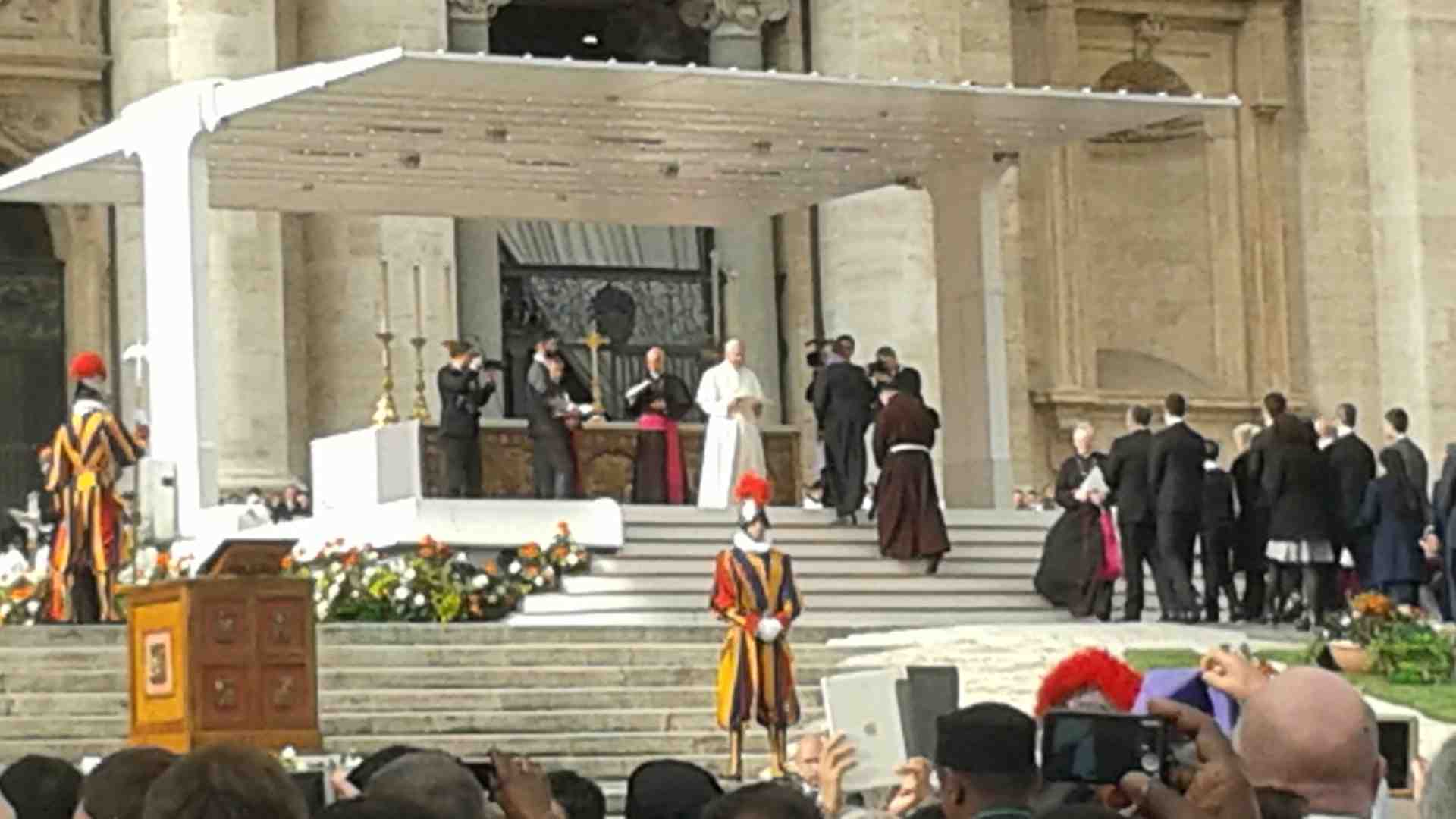 Immagine di «Chiusa la Porta Santa, rimane spalancata quella della misericordia»