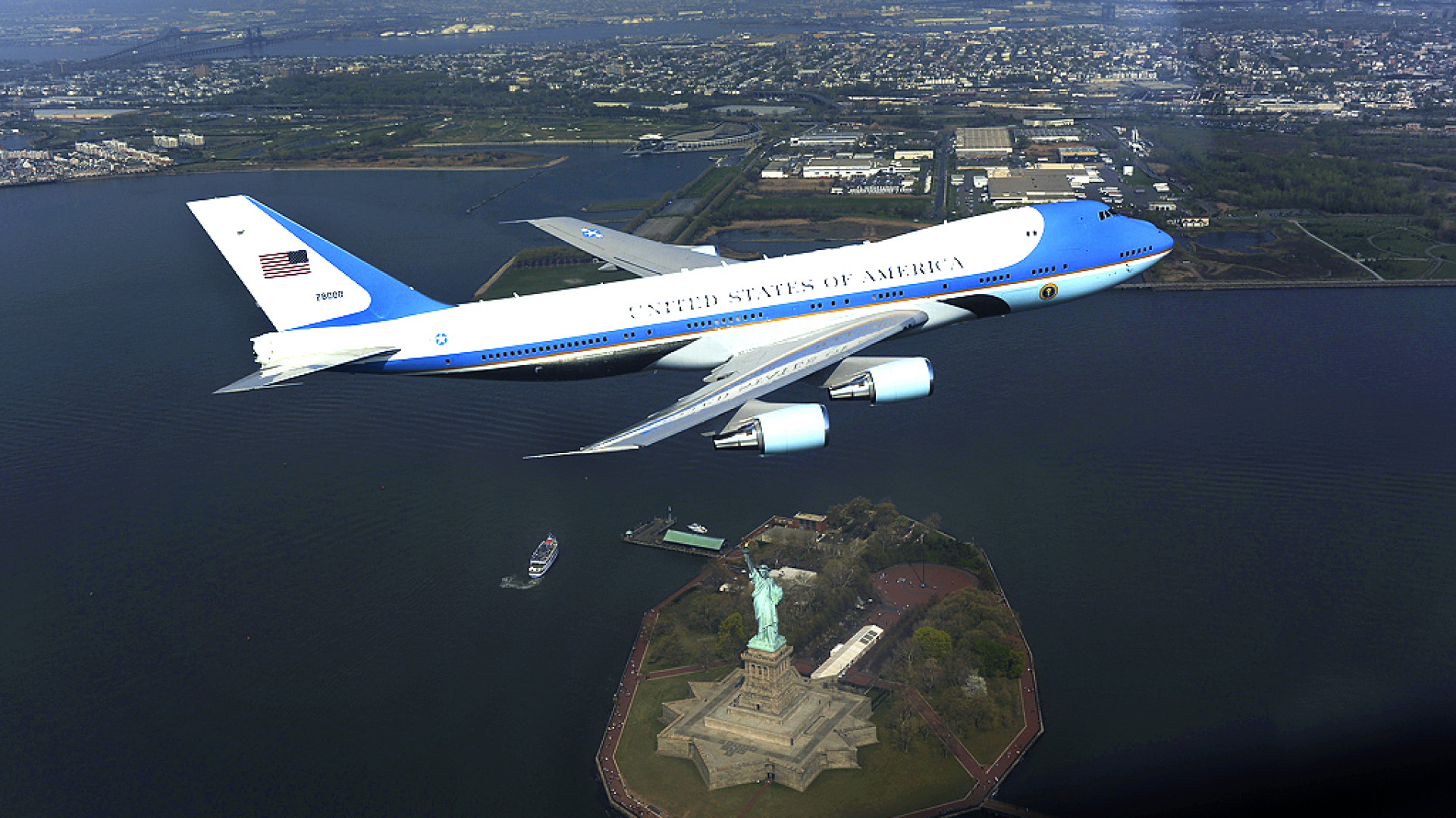 Immagine di Da Trump stop all'Air Force One: «Costa troppo»