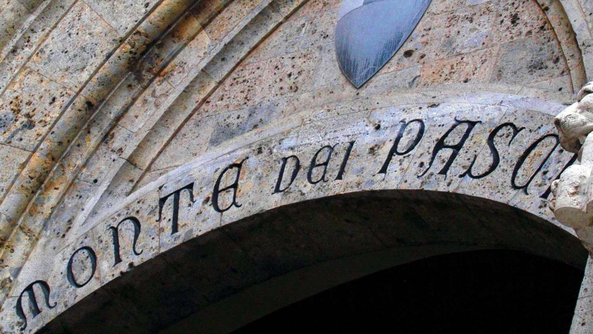 Immagine di Pesa anche il caso Mps: niente salti nel buio