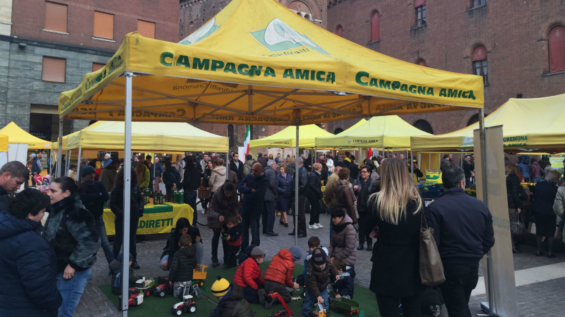 Immagine di Gli agricoltori di Umbria e Marche tornano in piazza Stradivari al Mercato di Campagna Amica