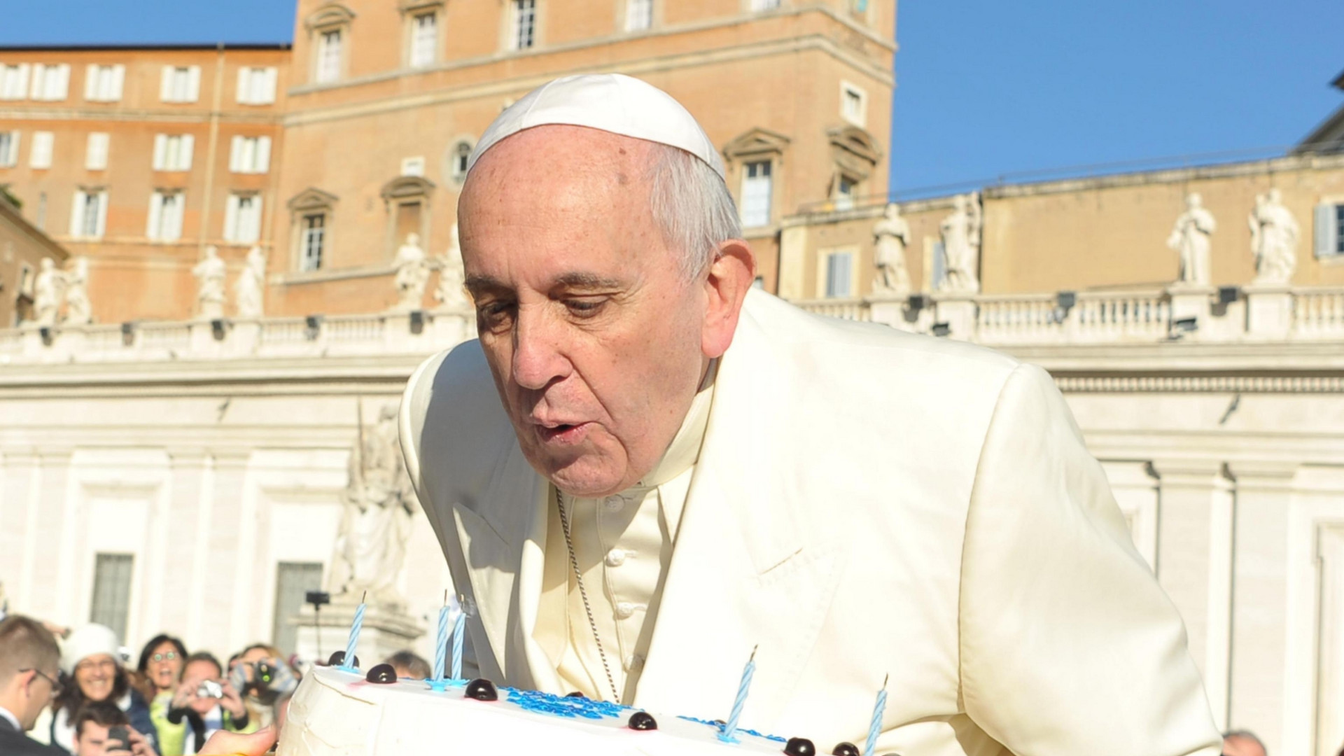 Immagine di Come fare gli auguri di buon compleanno a papa Francesco