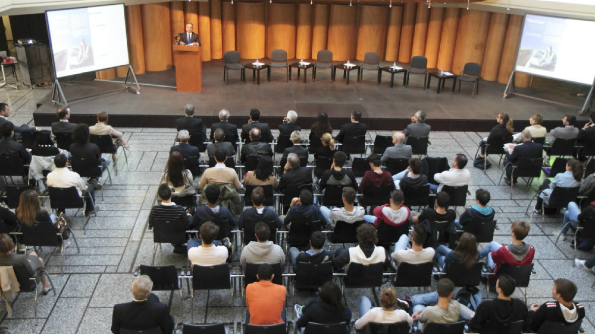 Immagine di Domenica 18 dicembre “Concerto di Natale” all'Auditorium della Camera di Commercio