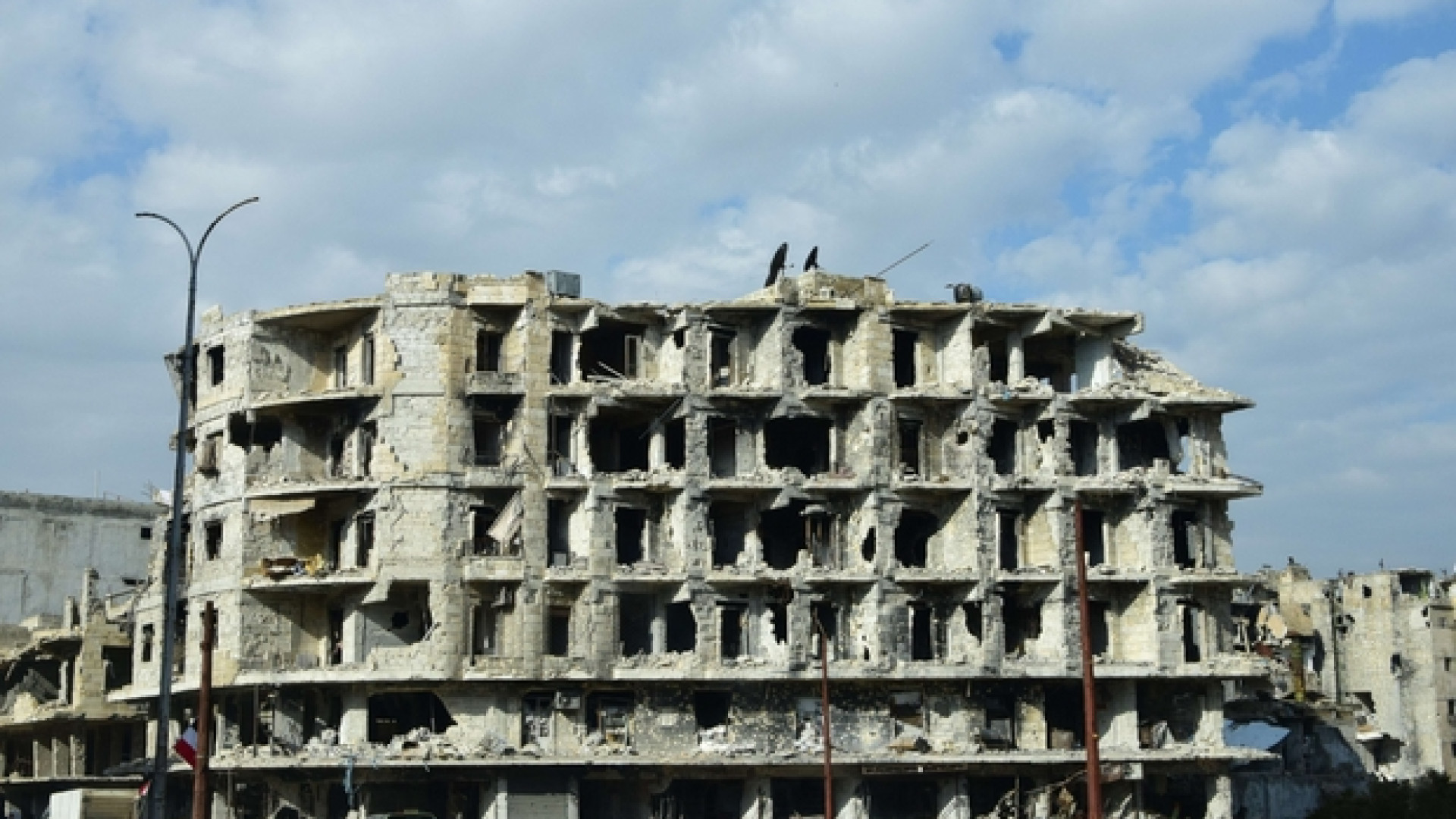 Immagine di Aleppo Est, tornare 4 anni dopo sulle macerie della propria vita