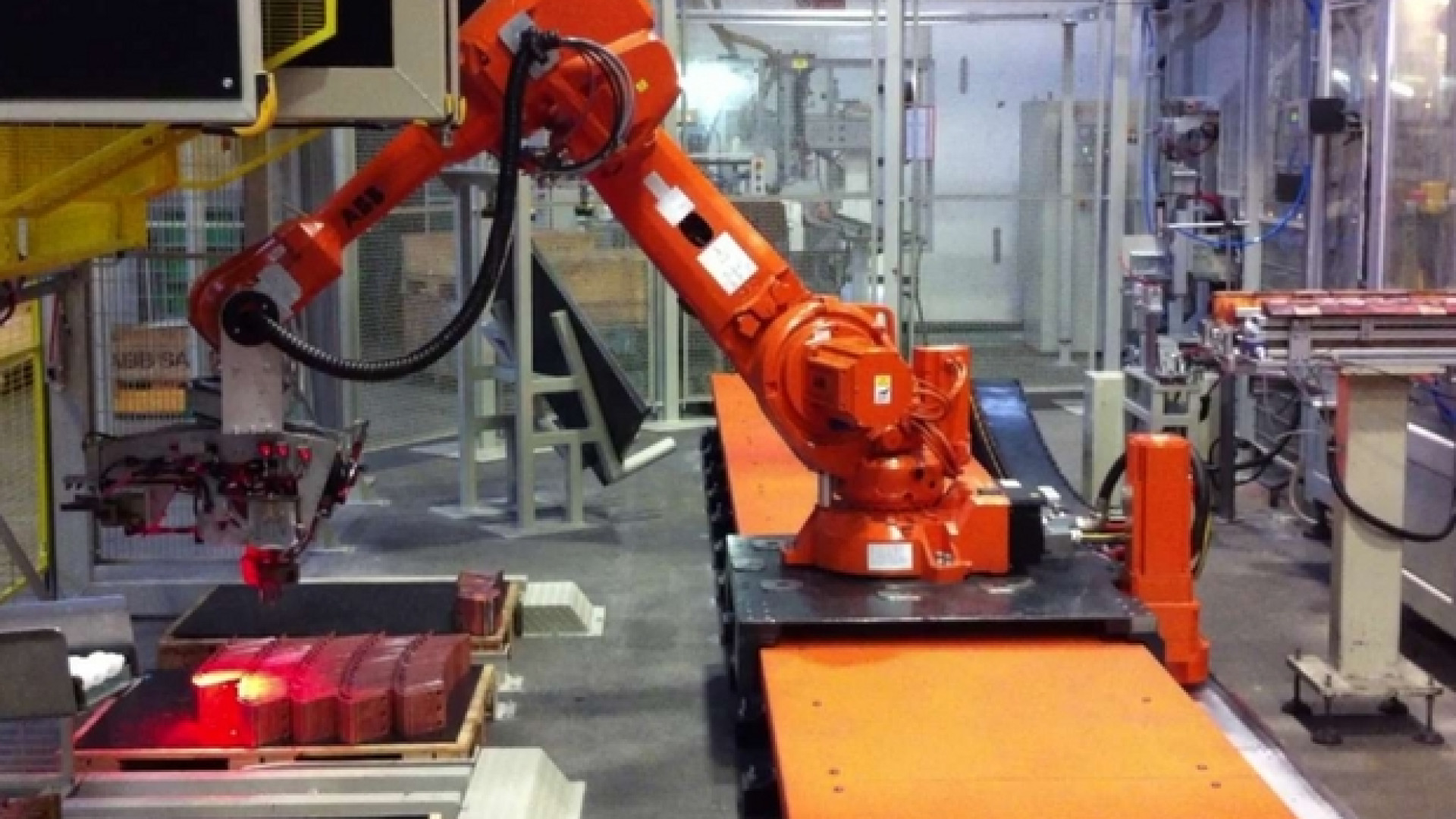 Immagine di Il lavoro? Lo salva uno sviluppo integrale