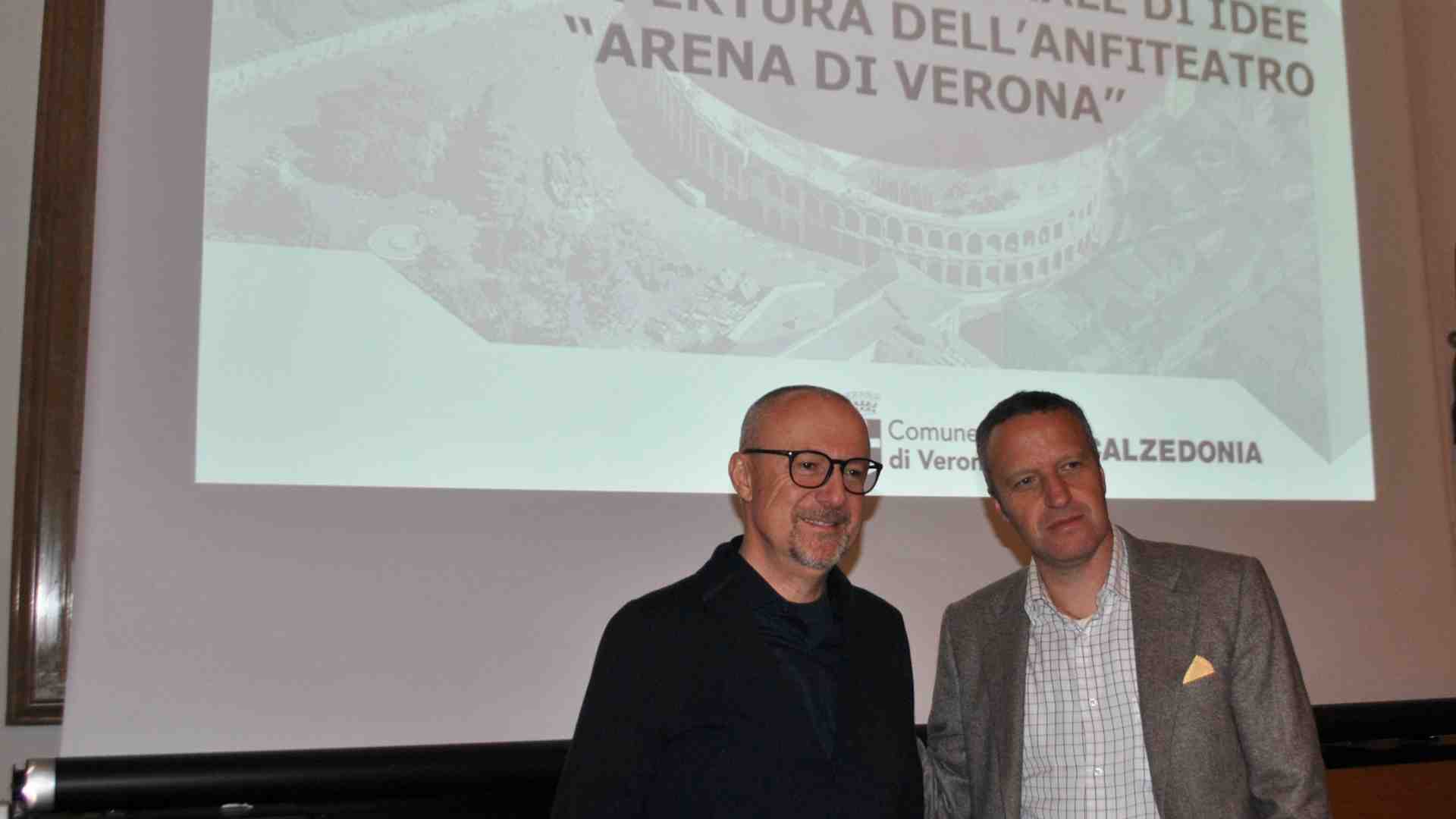 Immagine di Presentati tre "ombrelli" per l'Arena