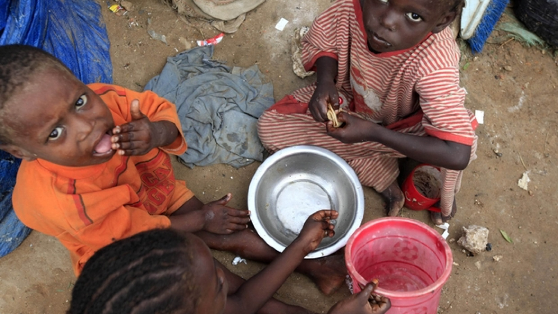 Immagine di Africa, «senza aiuti 24 milioni di persone condannate a morte»