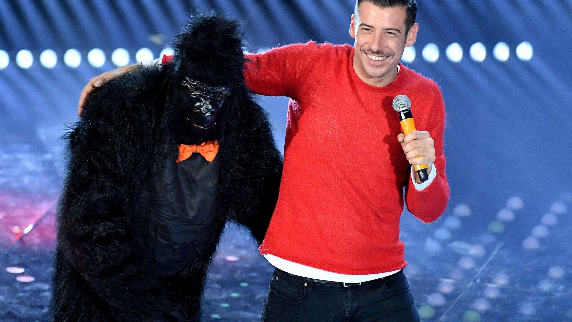 Immagine di Dopo Sanremo l'effetto Gabbani fa volare in libreria la «Scimmia nuda»