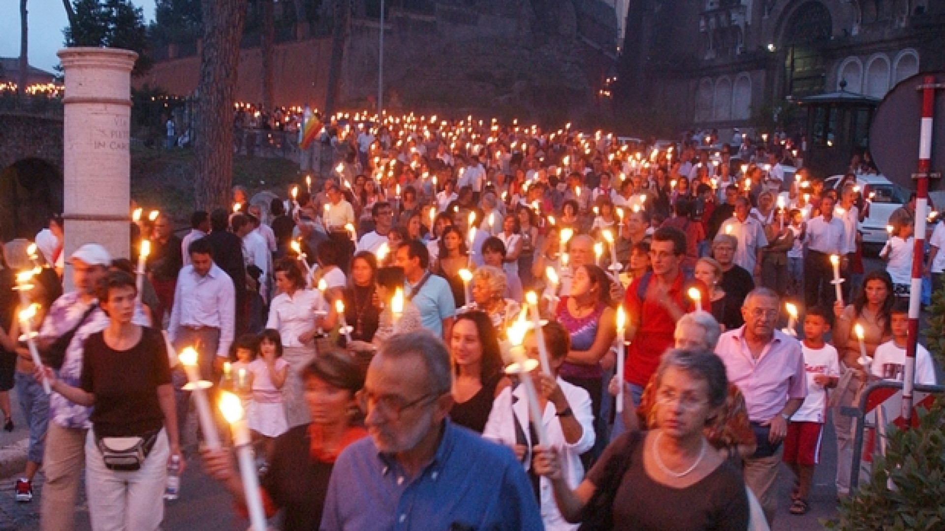 Immagine di Roma, spunta una tassa per le processioni religiose