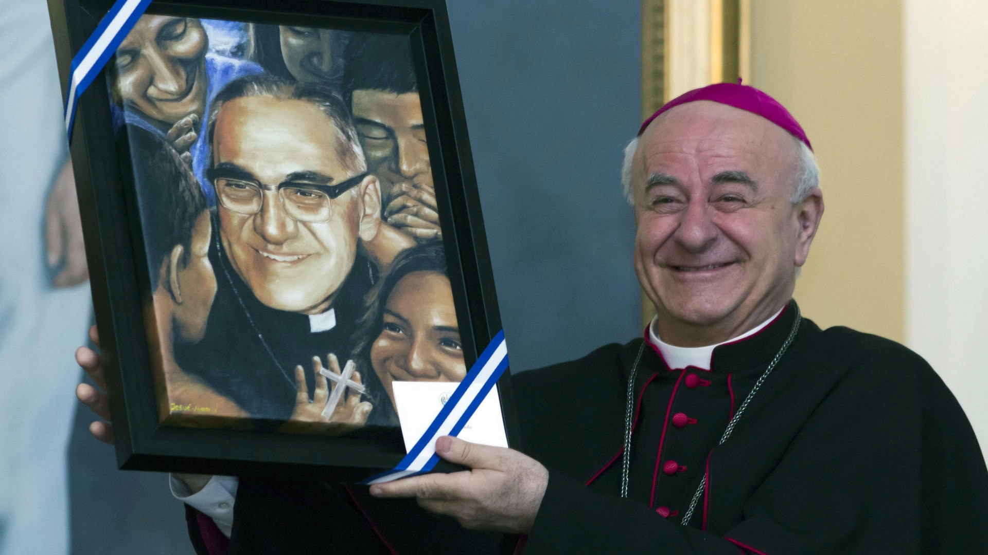 Immagine di Paglia: ecco il miracolo che potrebbe portare Romero sugli altari