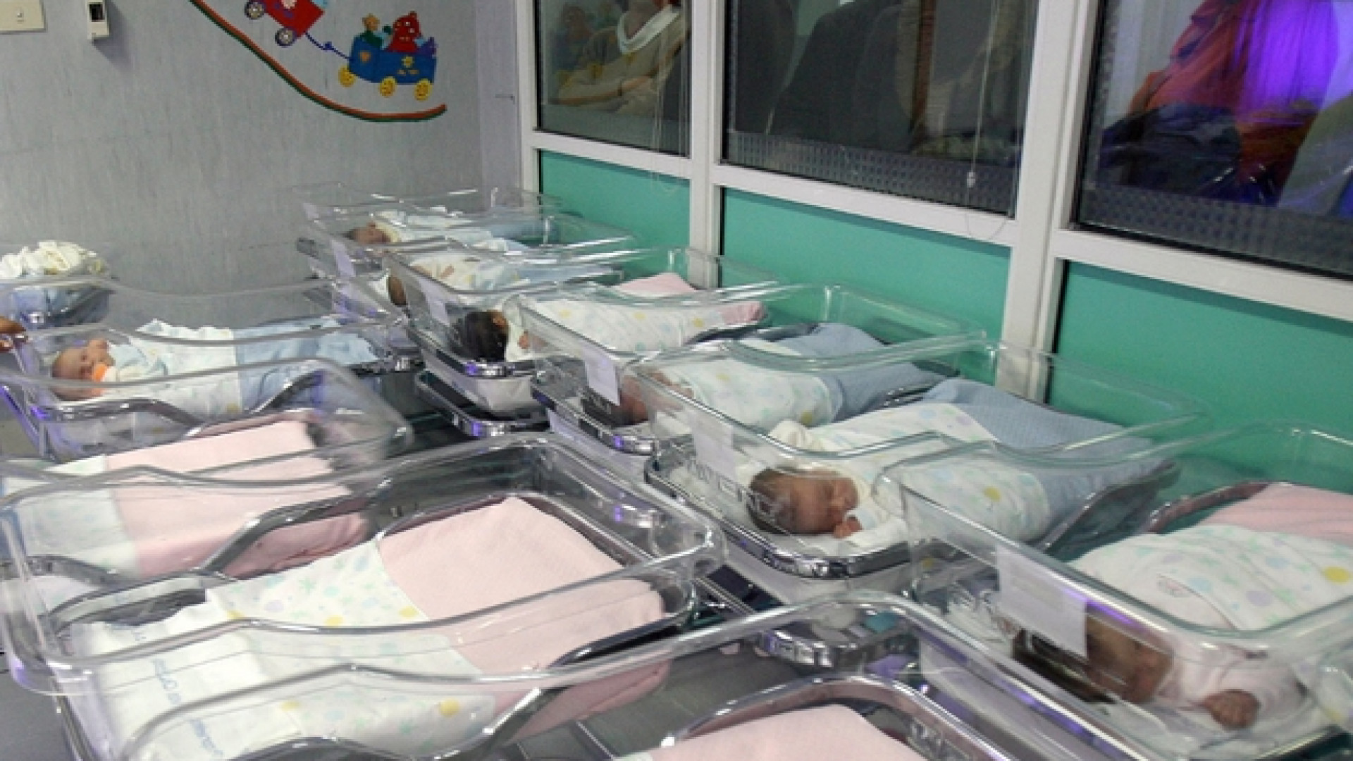Immagine di Nascite al minimo storico. Il Forum delle famiglie: l'Italia muore