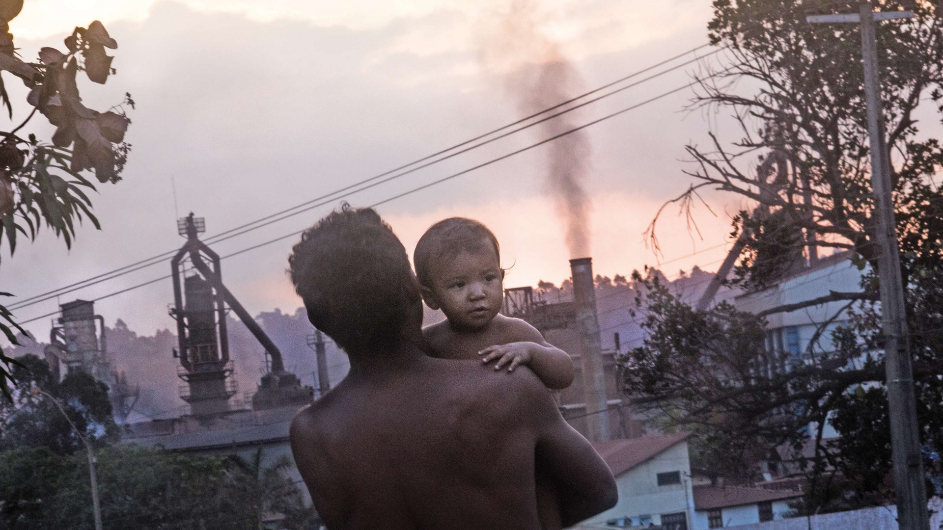 Immagine di Si trasferisce il paese che non vuole respirare veleni