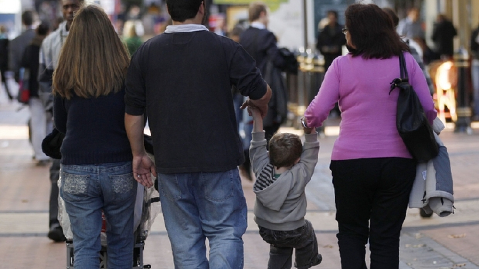 Immagine di Assegno unico ai figli, il Senato ora ci prova