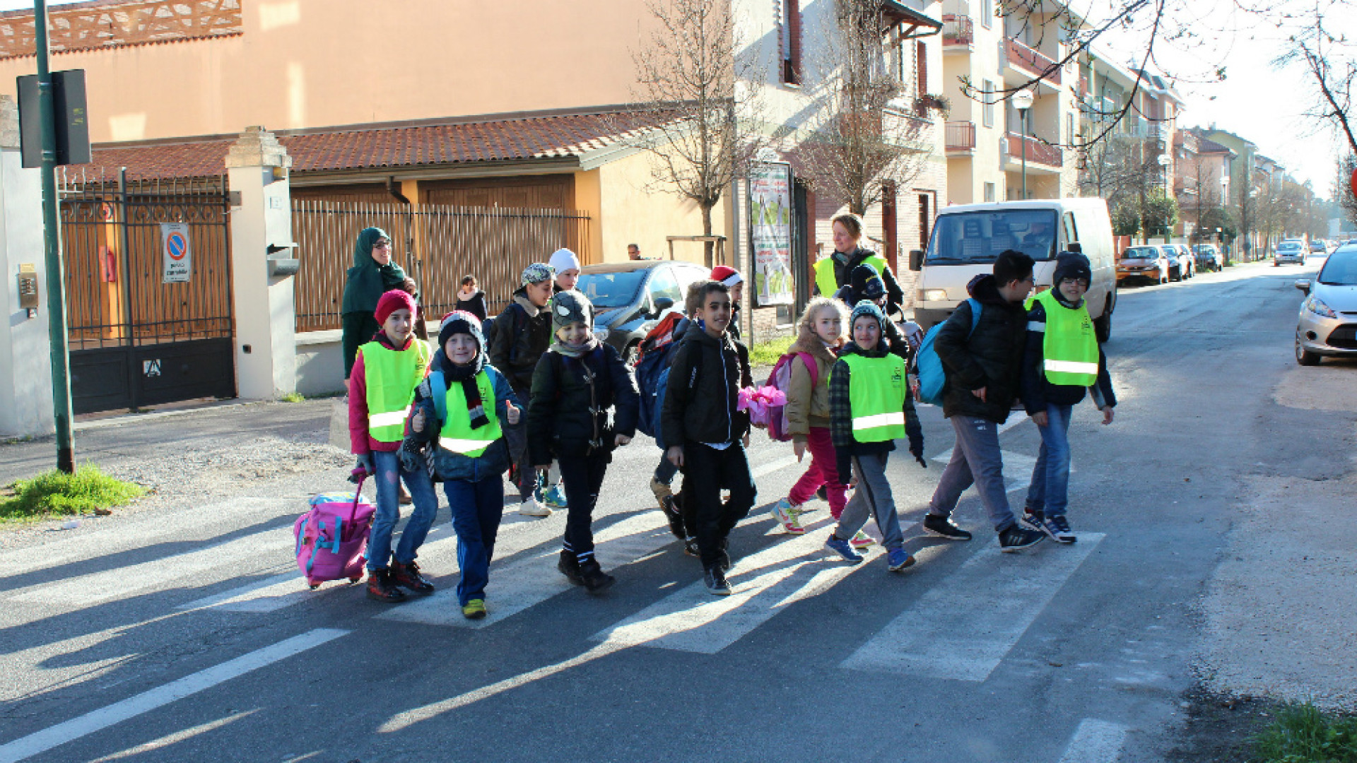 Immagine di Piedibus day alla scuola primaria Monteverdi