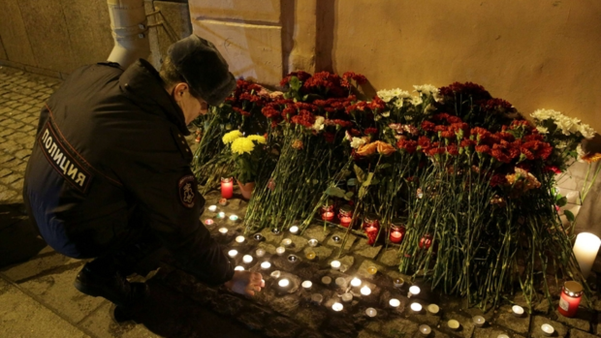 Immagine di Bomba in metropolitana a San Pietroburgo. L'intelligence: kamikaze kirghizo