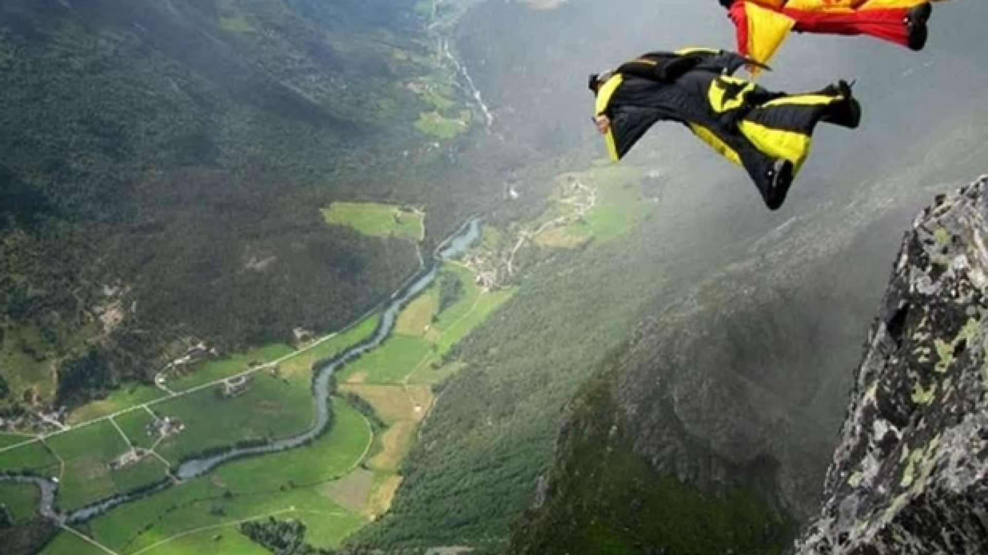 Immagine di Il sogno di Icaro è la «tuta alare». La libertà e il limite