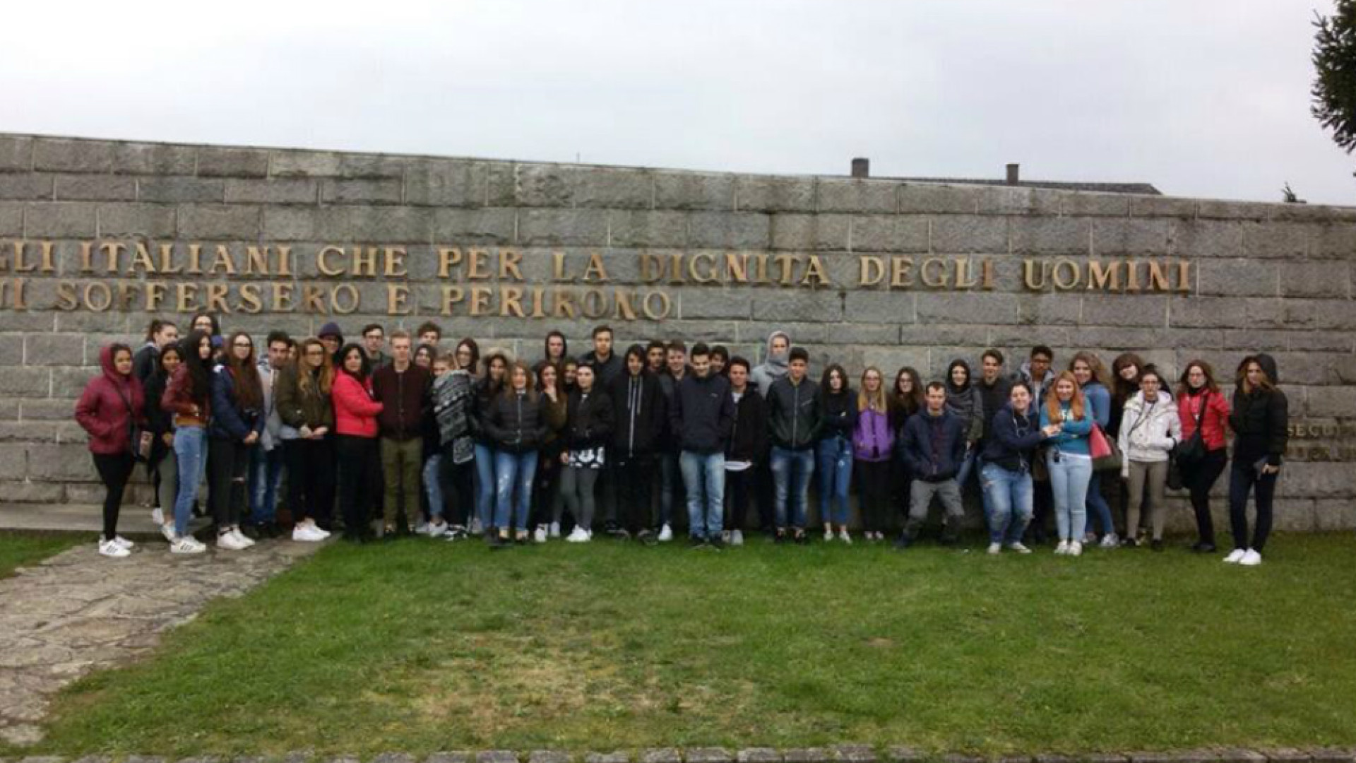Immagine di Viaggio della Memoria 2017: la partecipazione dello Sraffa