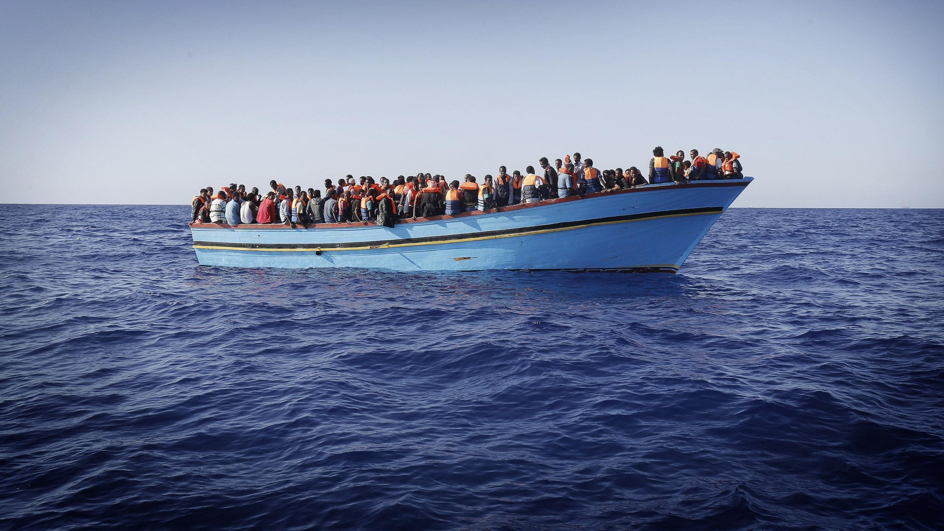 Immagine di Ong e migranti, è scontro nel governo