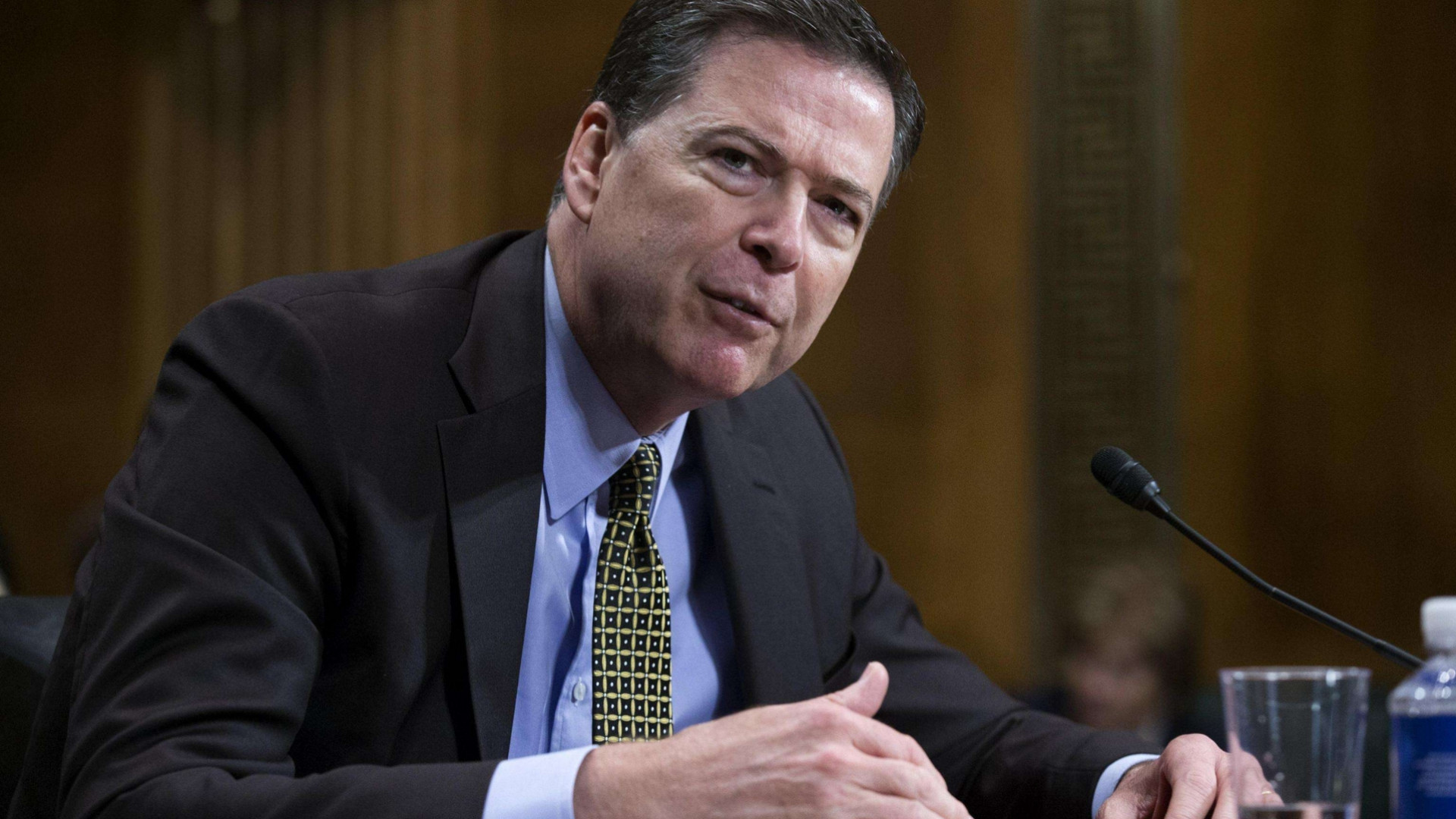 Immagine di Bufera su Trump per il licenziamento del direttore del Fbi. Rischia anche Spicer