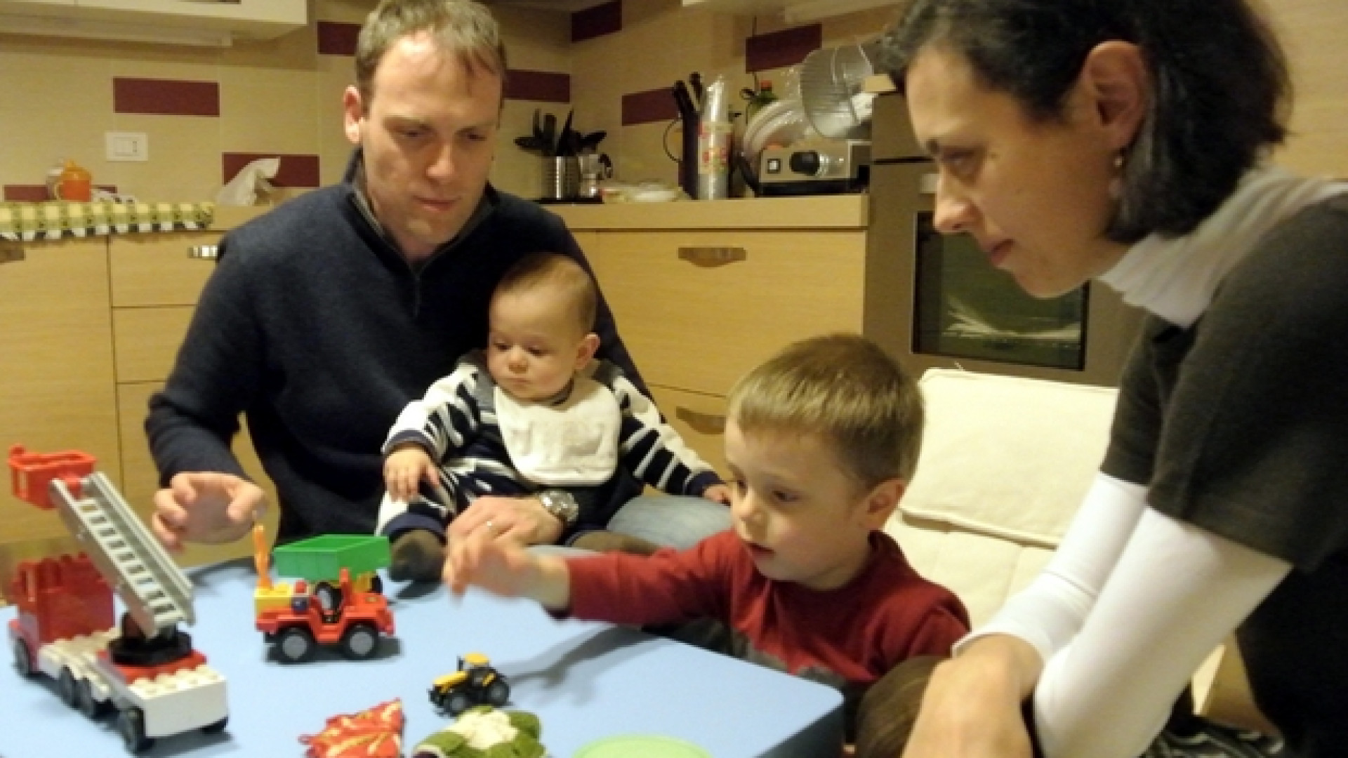 Immagine di Sul ruolo di madre e padre gli psicologi ci ripensano: no processi alle idee