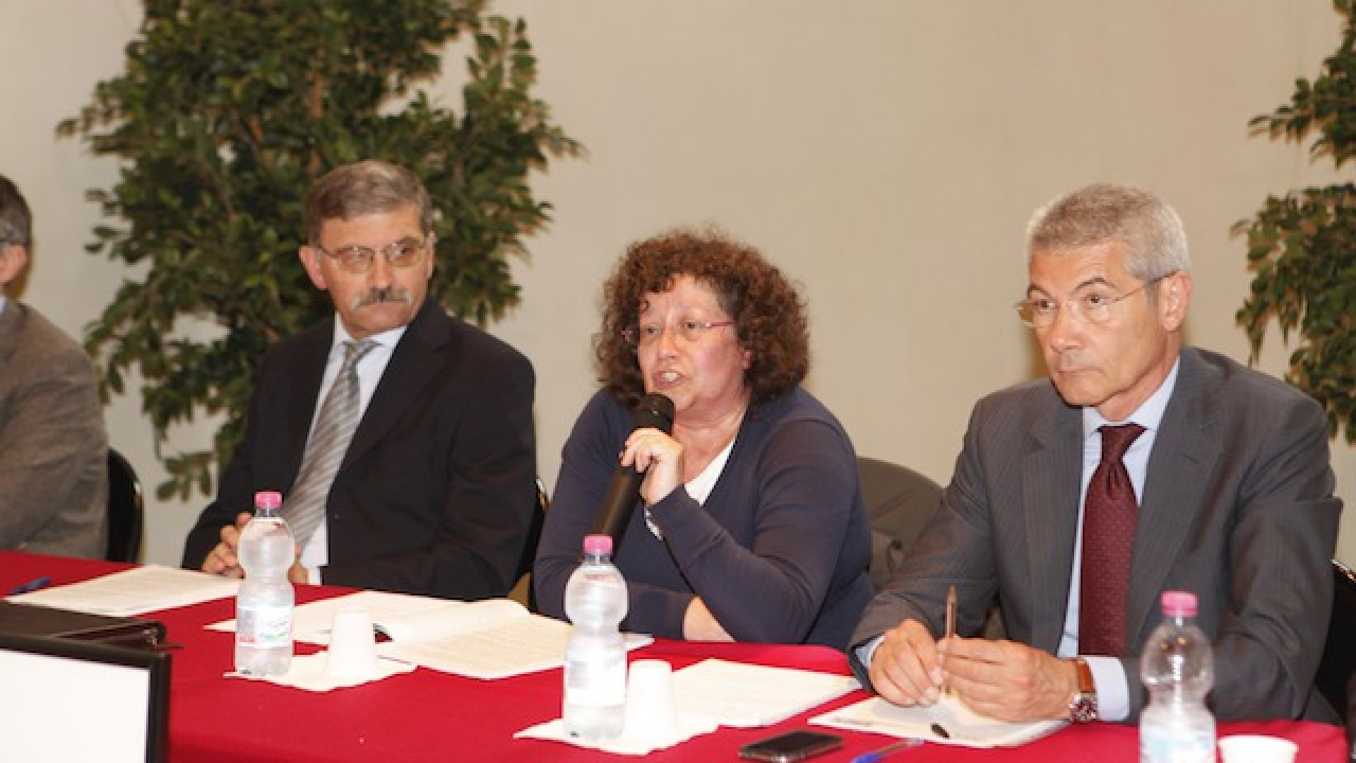 Immagine di Monica Manfredini (Fp Cisl): «I muri non servono»