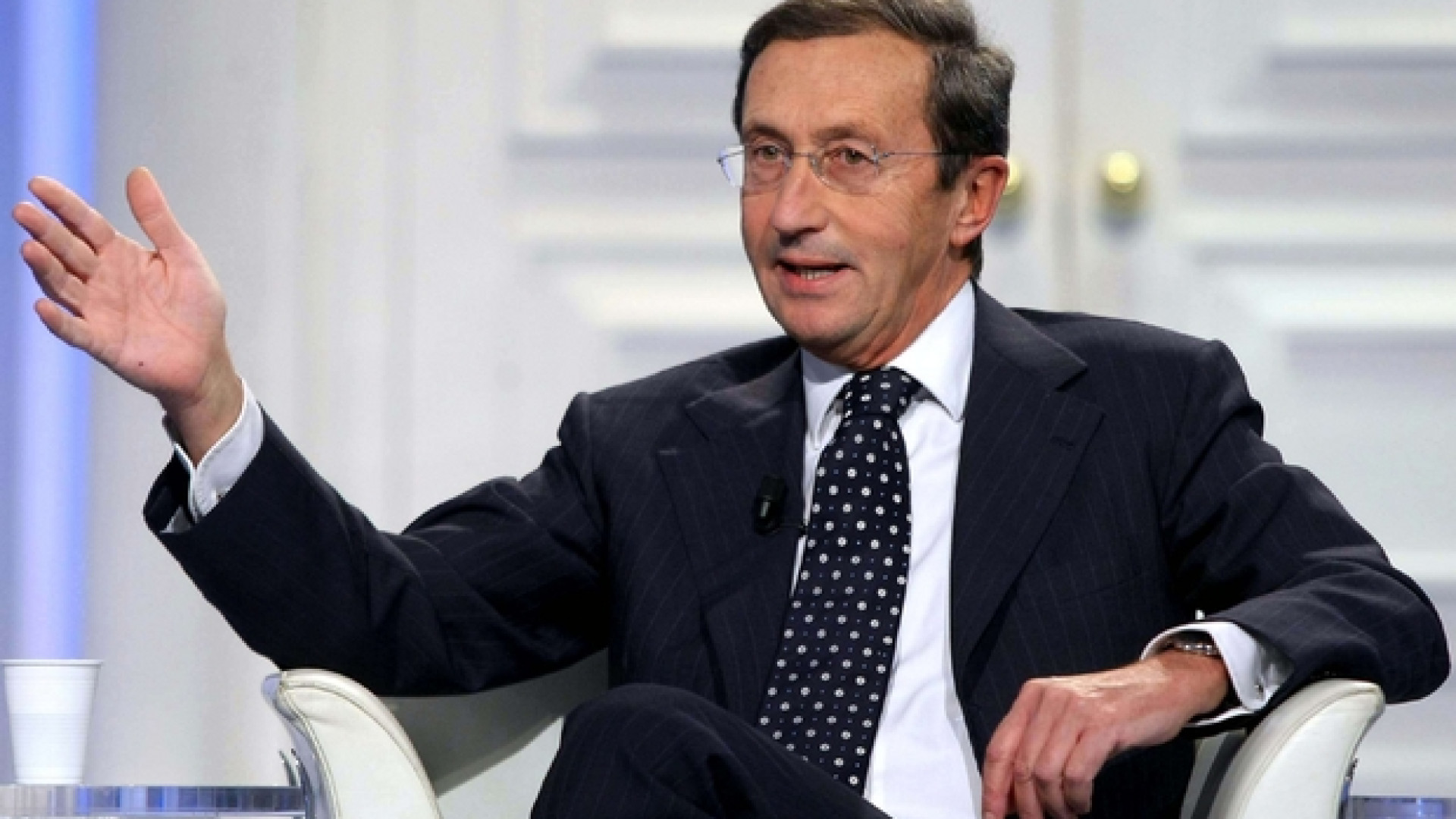 Immagine di Riciclaggio: sequestrato 1 milione di euro a Gianfranco Fini