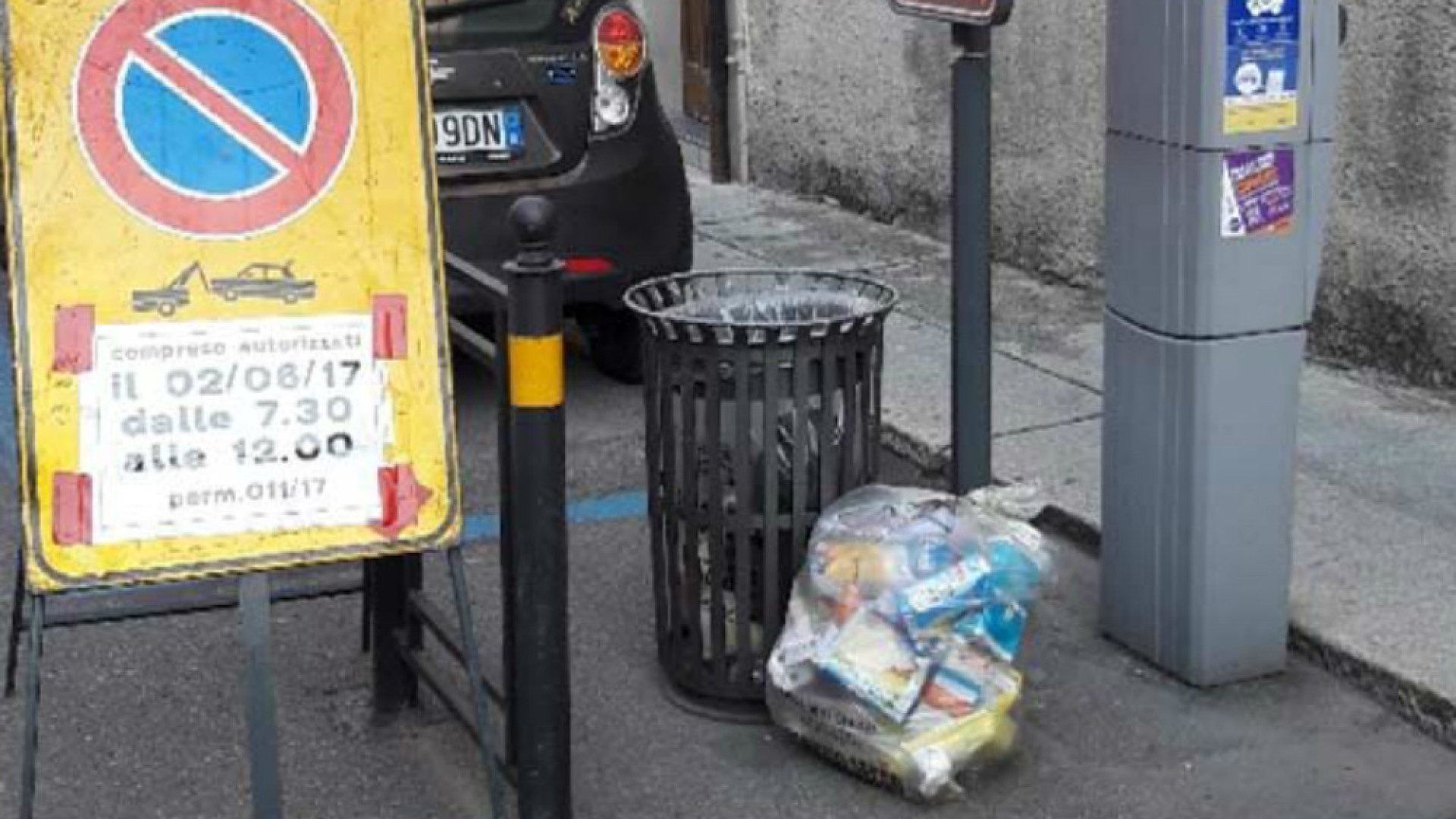 Immagine di Rifiuti abbandonati nei cestini, controlli e sanzioni
