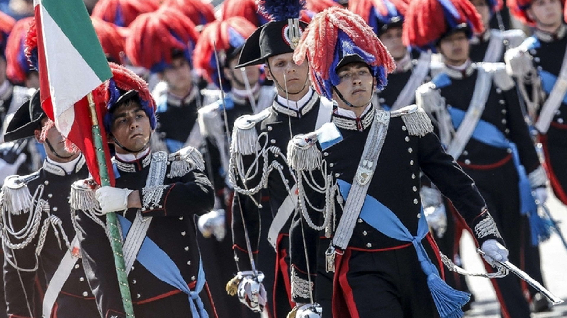 Immagine di L'Arma dei Carabinieri in festa: oggi compie 203 anni