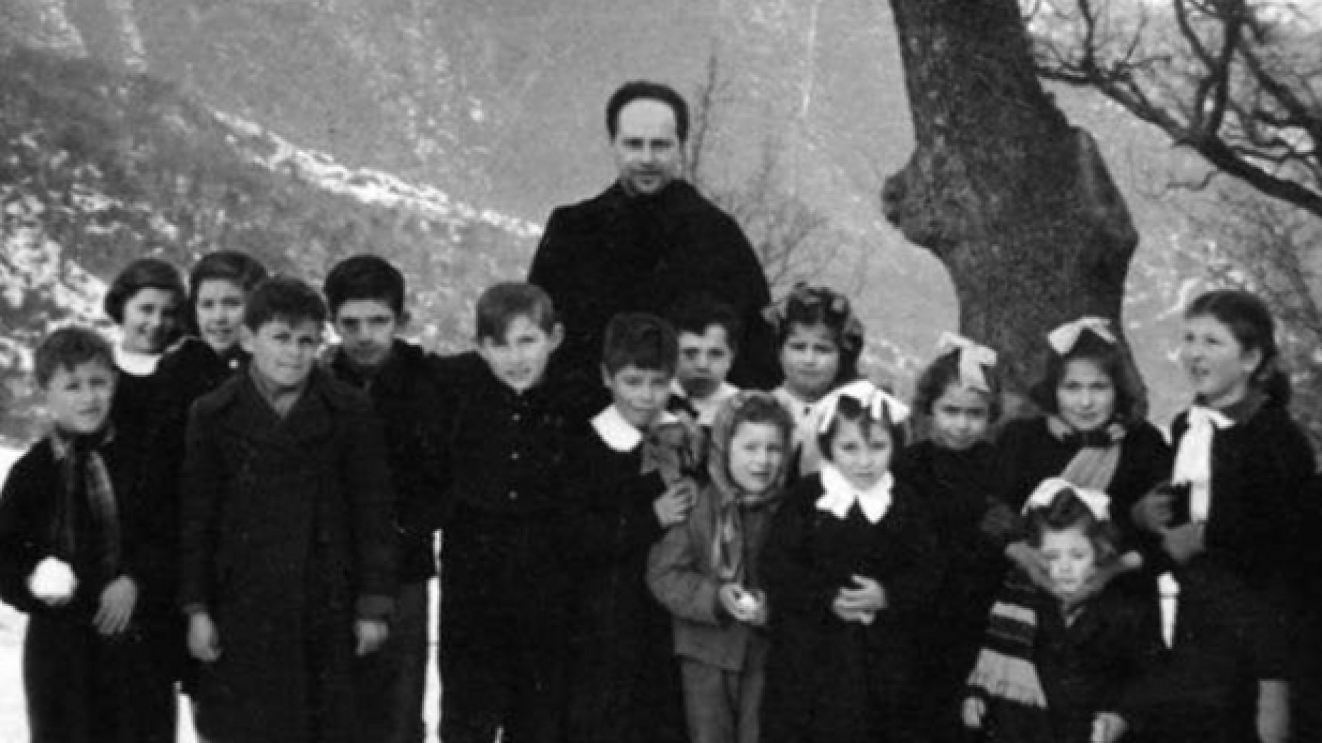 Immagine di Don Milani, amore ai poveri e l'obbedienza responsabile