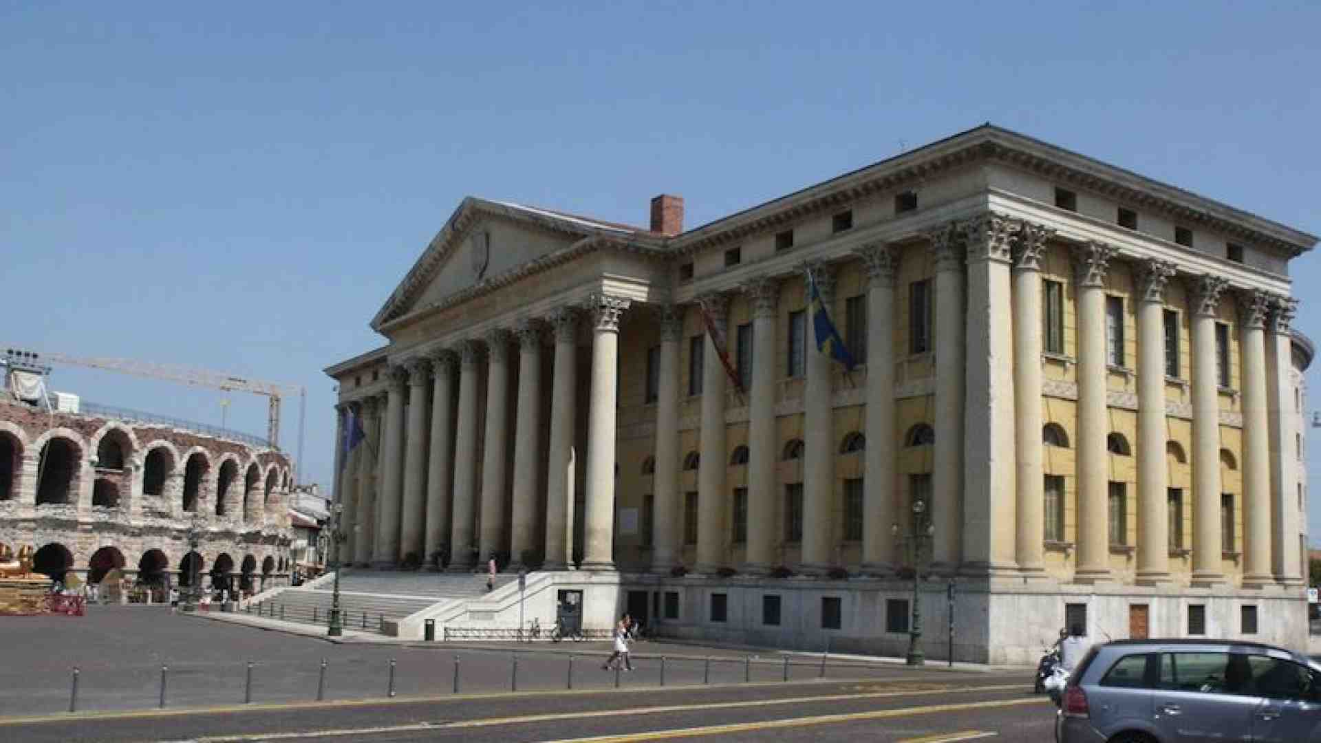 Immagine di Per Palazzo Barbieri duello tra Sboarina e Bisinella